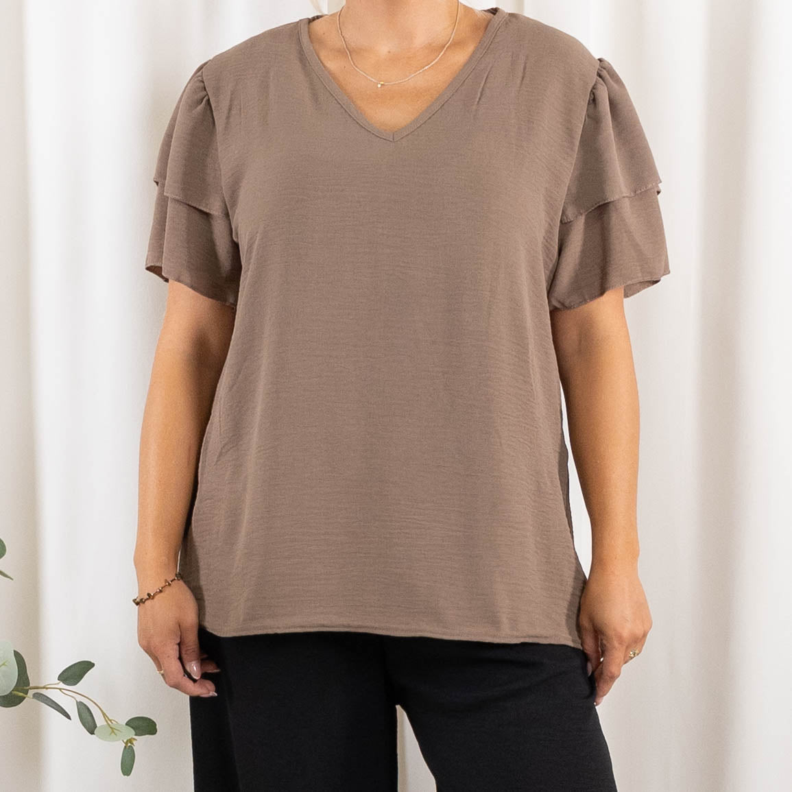 Sage overdel, Taupe