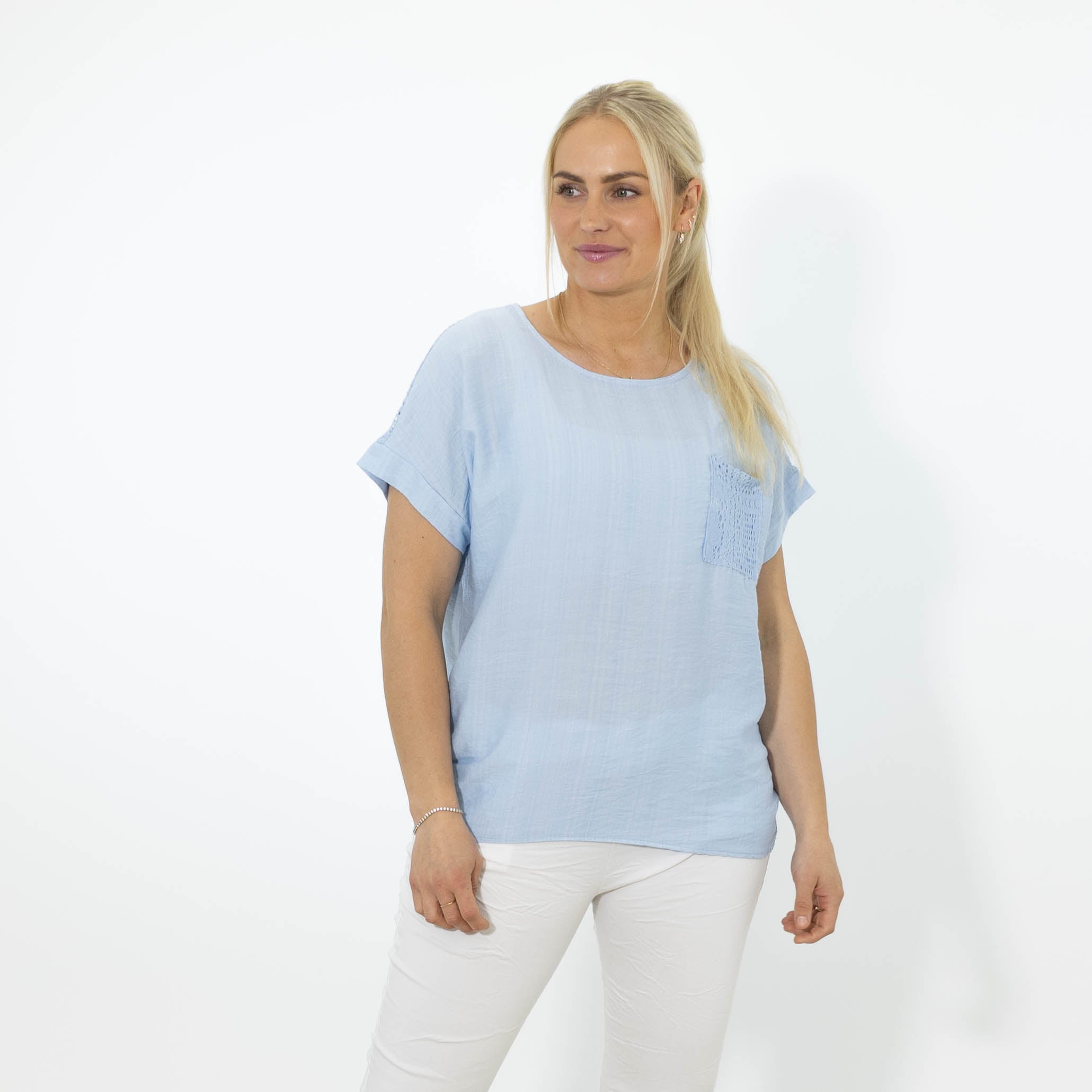 Tamara overdel, Lyseblå