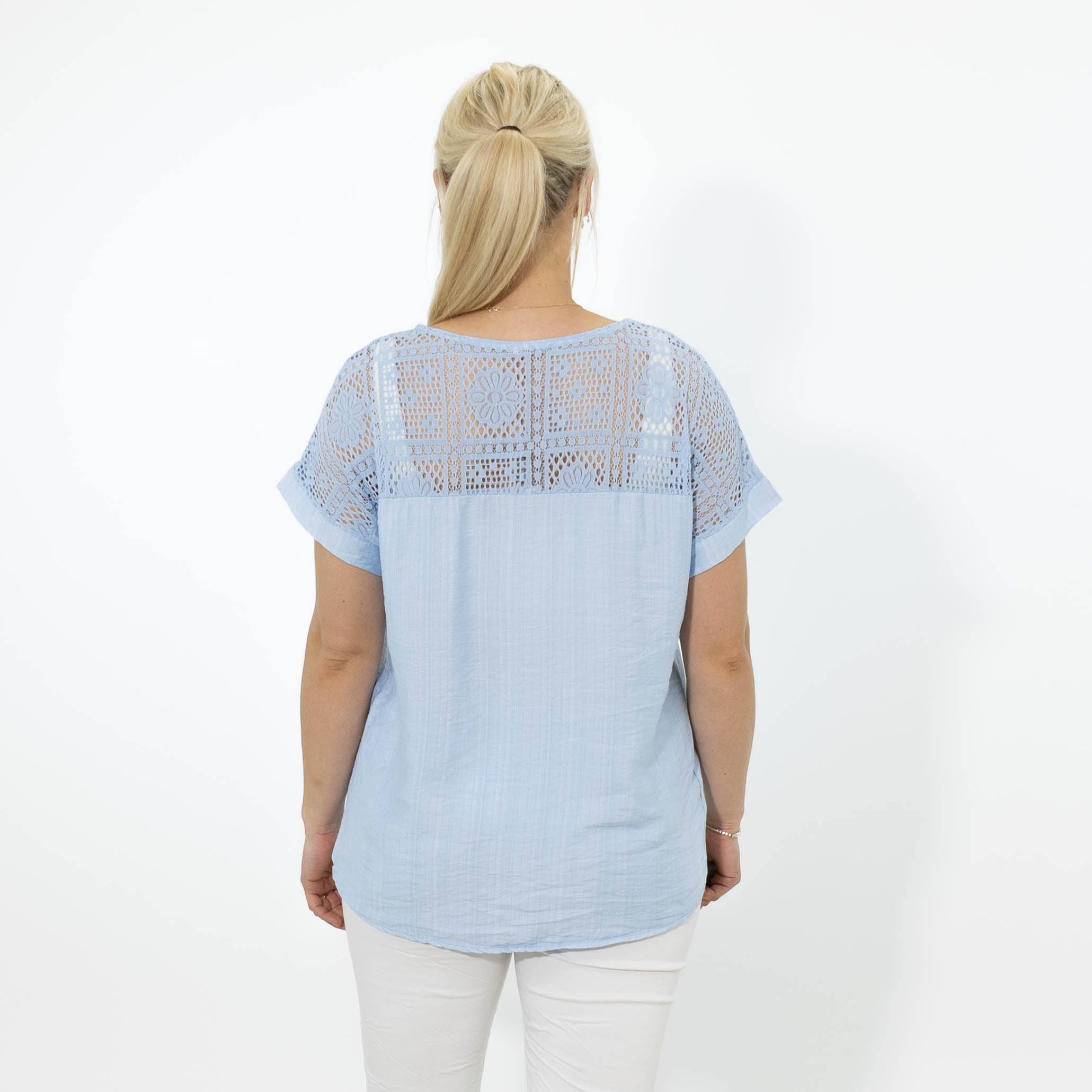 Tamara overdel, Lyseblå