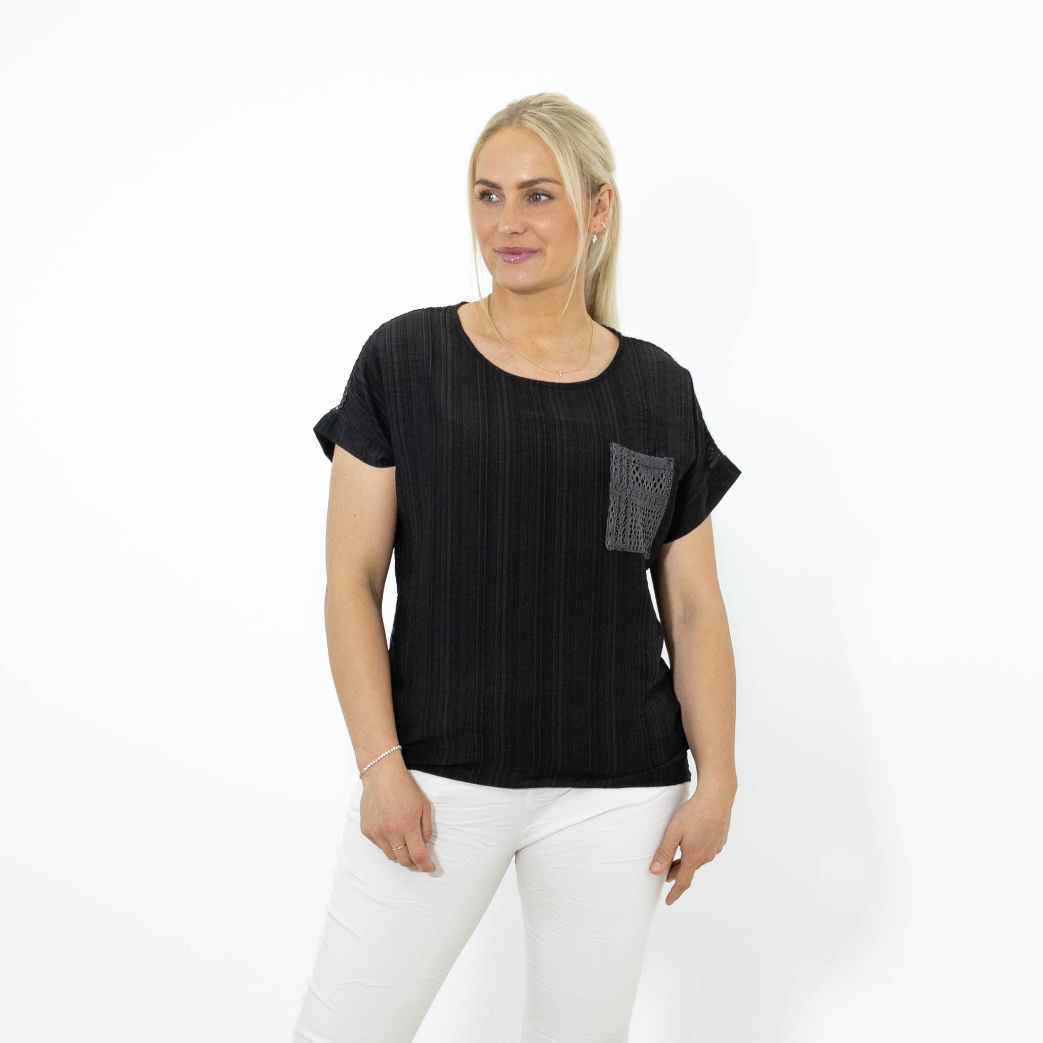 Tamara overdel, Sort