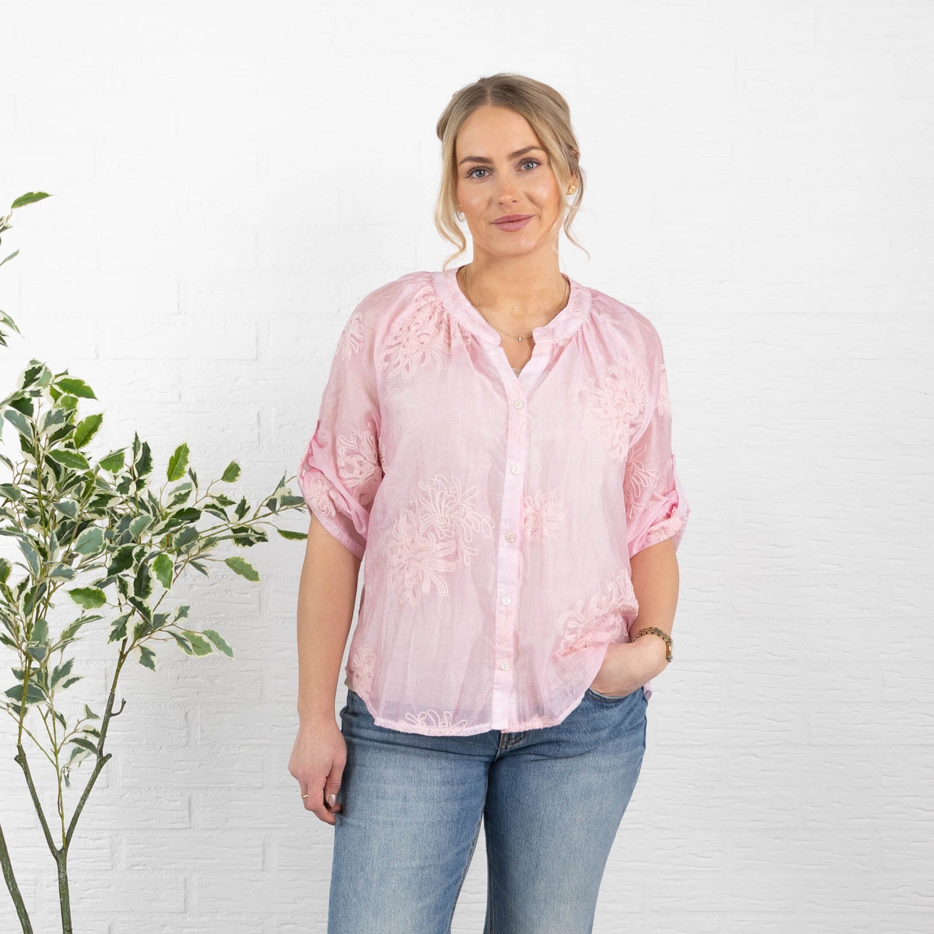 Tanja overdel, Lyserød