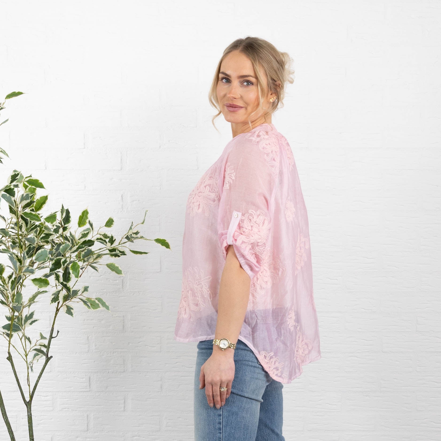 Tanja overdel, Lyserød