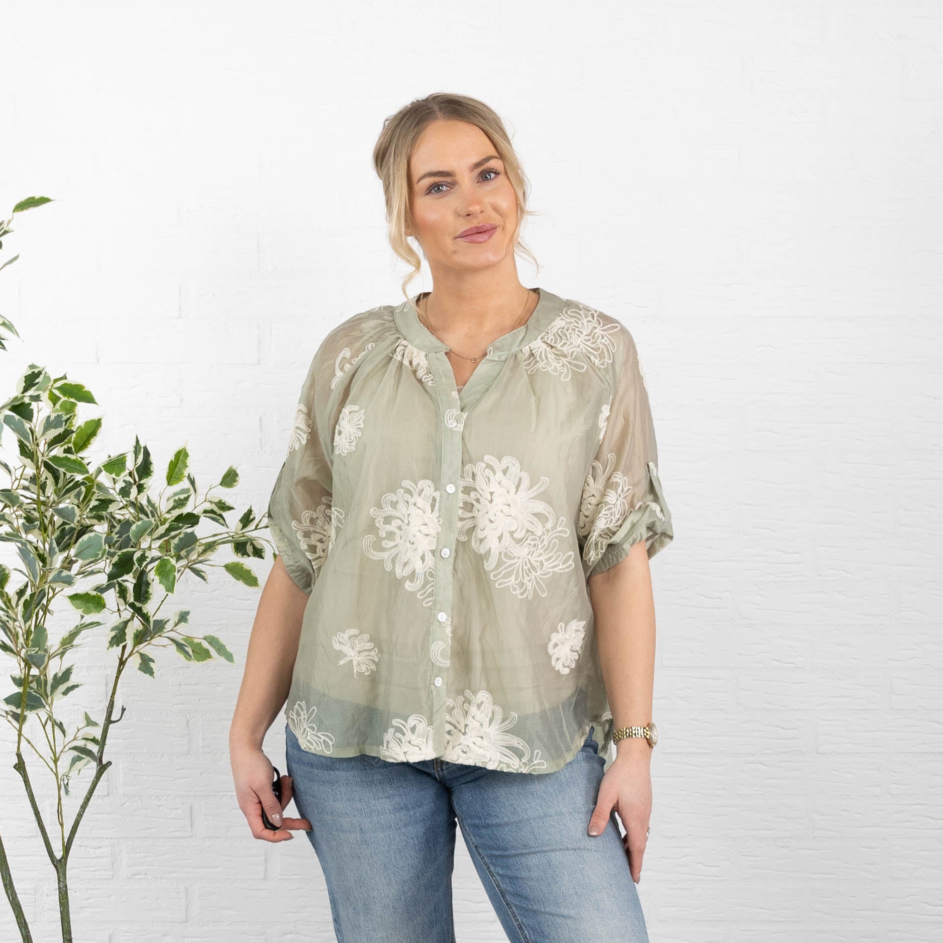 Tanja overdel, Khaki