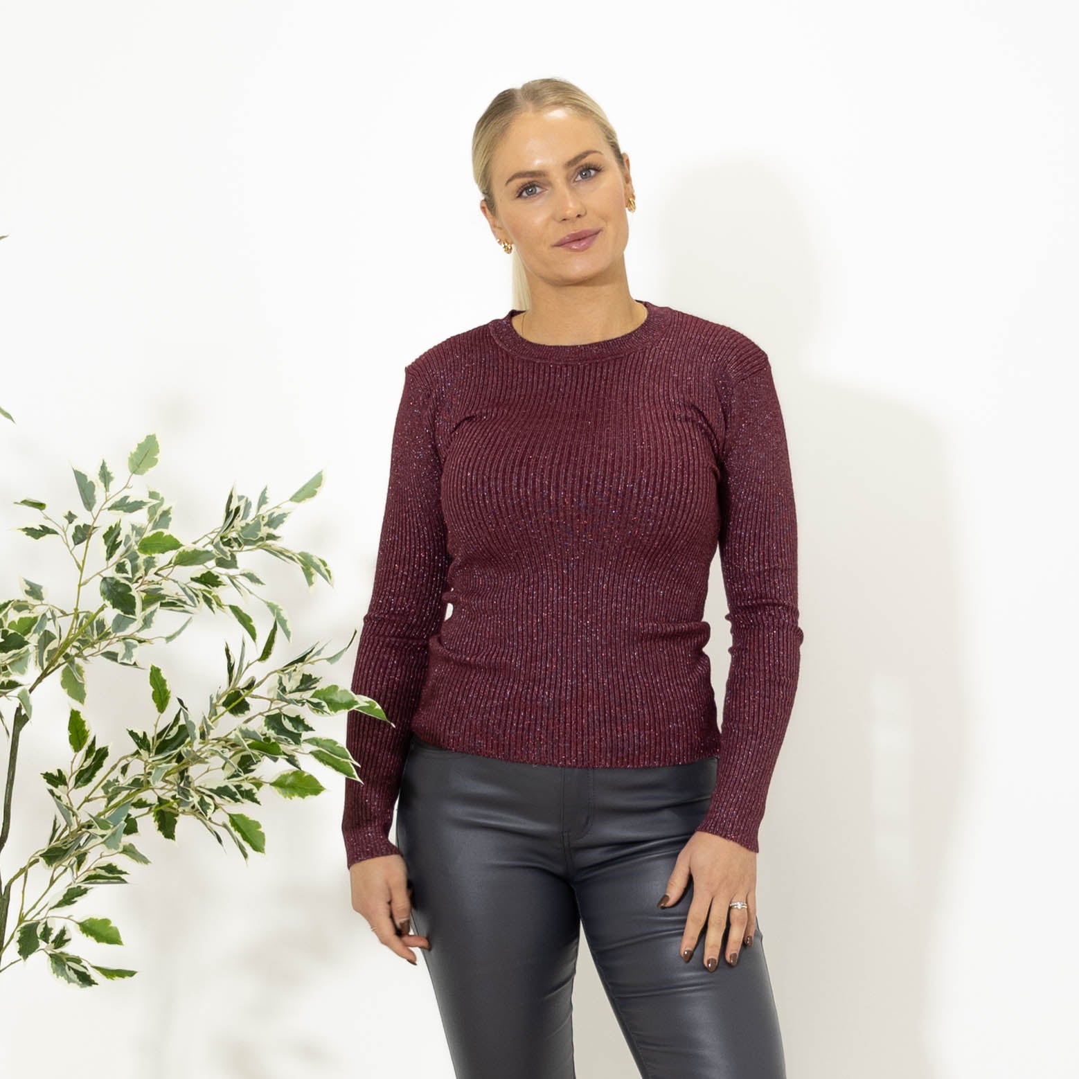 Annika lurex strik, Vinrød