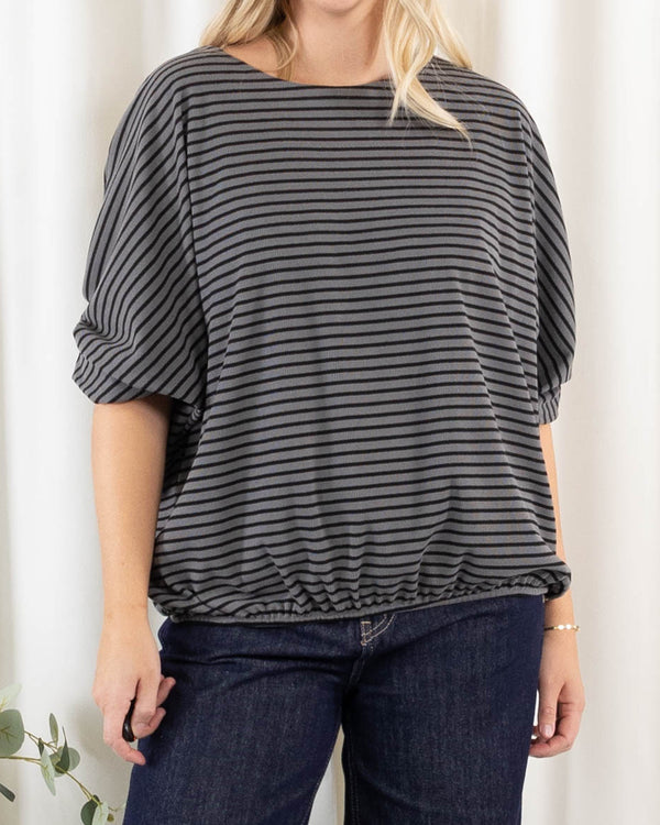 Nola overdel, Grå