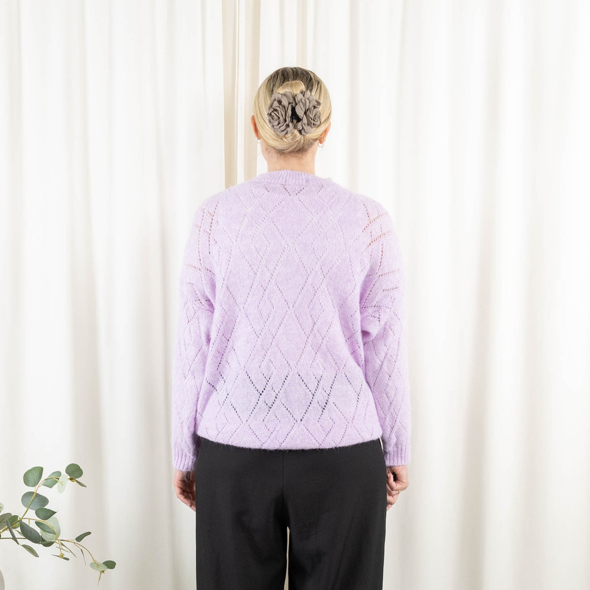 Lonnie strik, Lilla