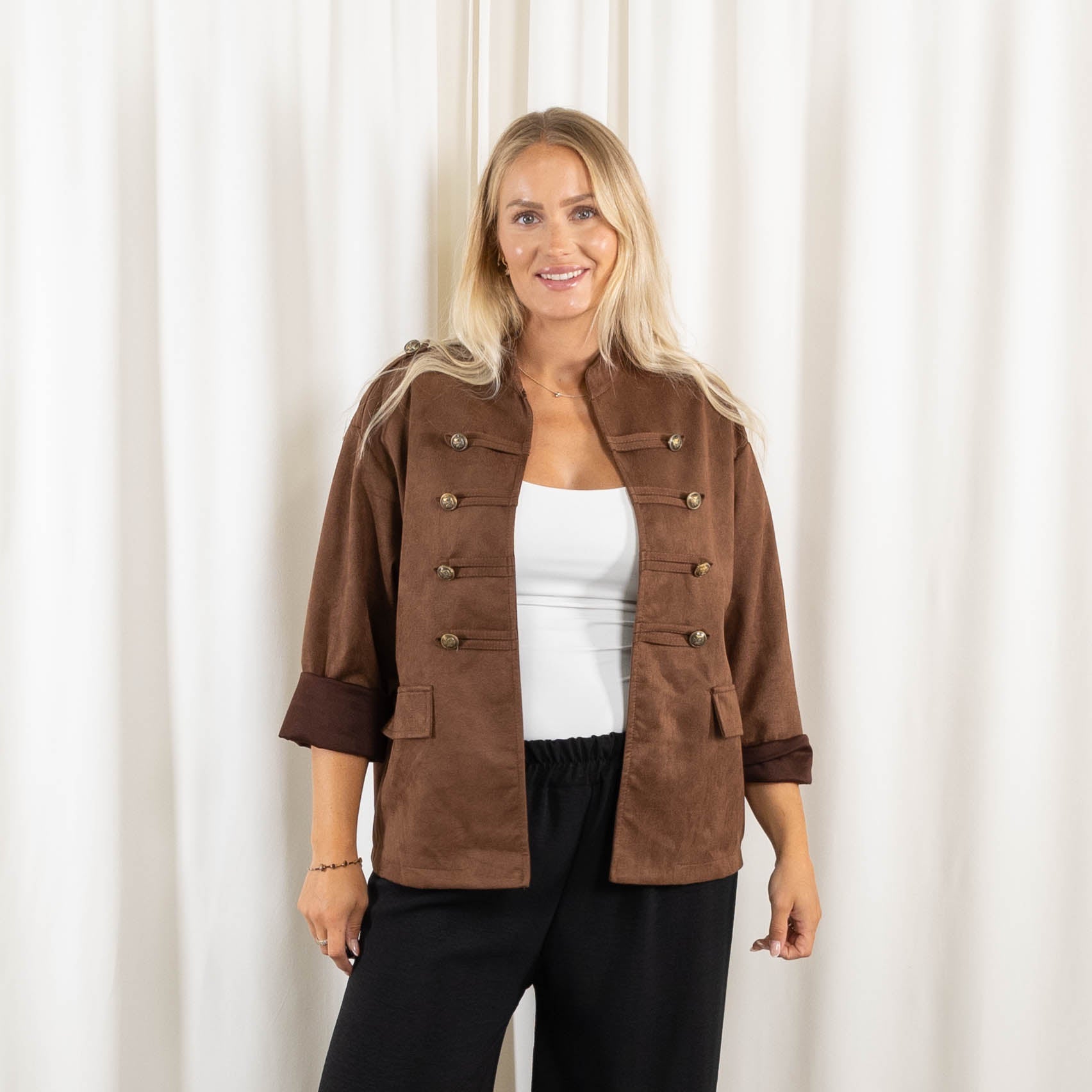 Beka blazer, Lys choko
