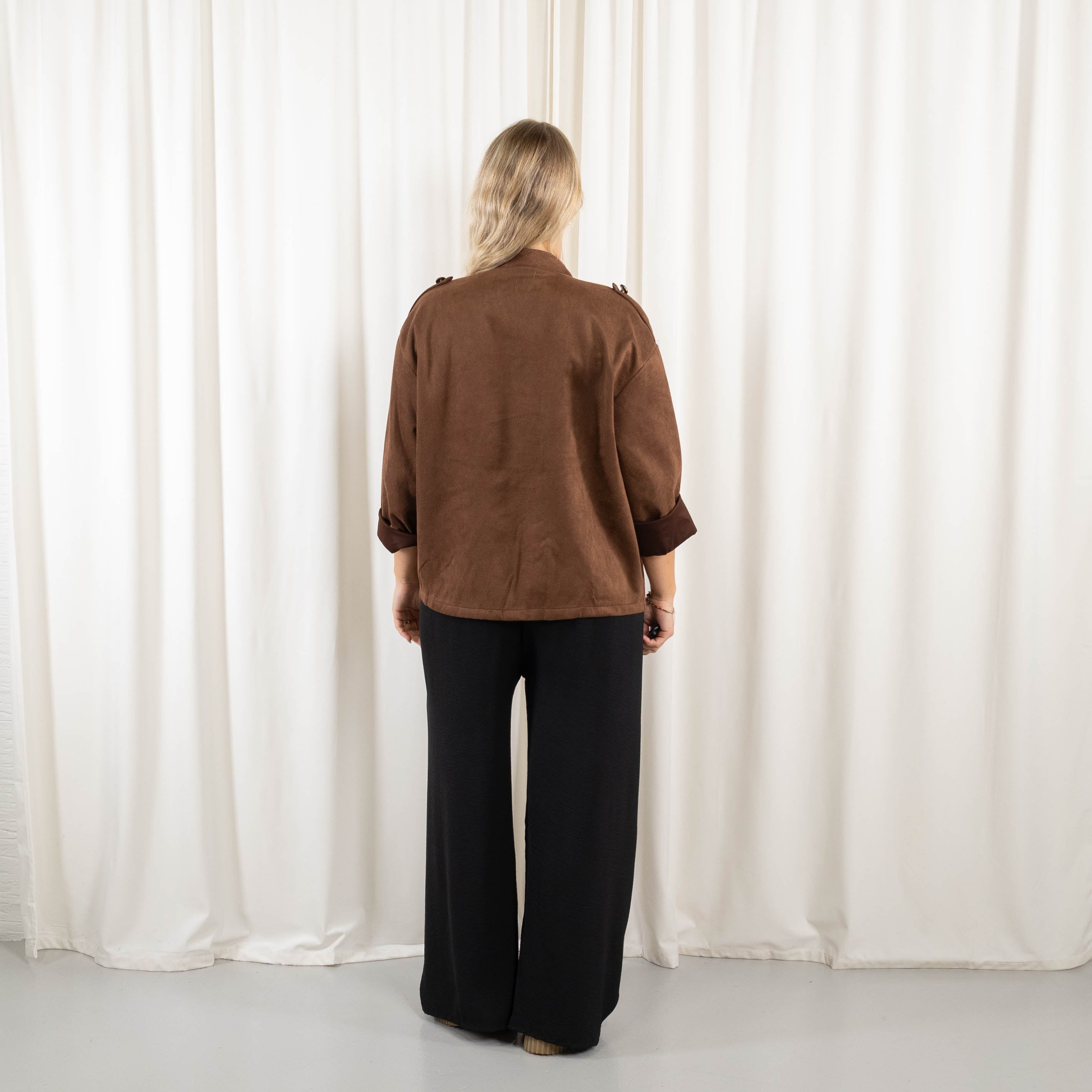 Beka blazer, Lys choko