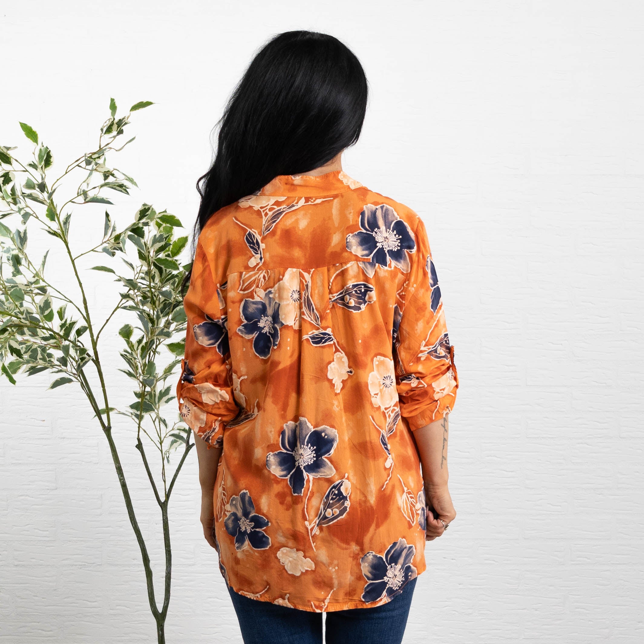 Aisa overdel, Orange