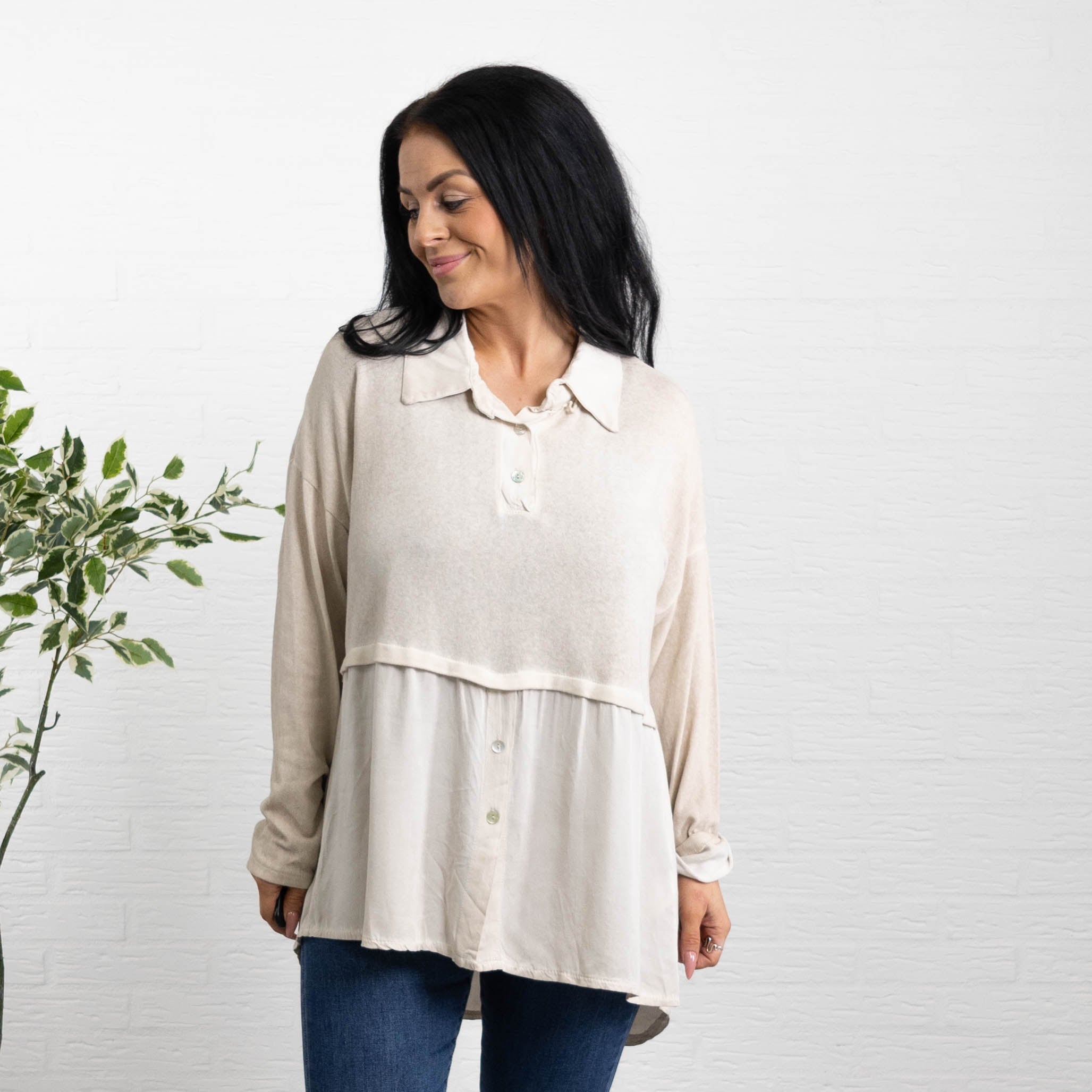 Claudia overdel, Beige