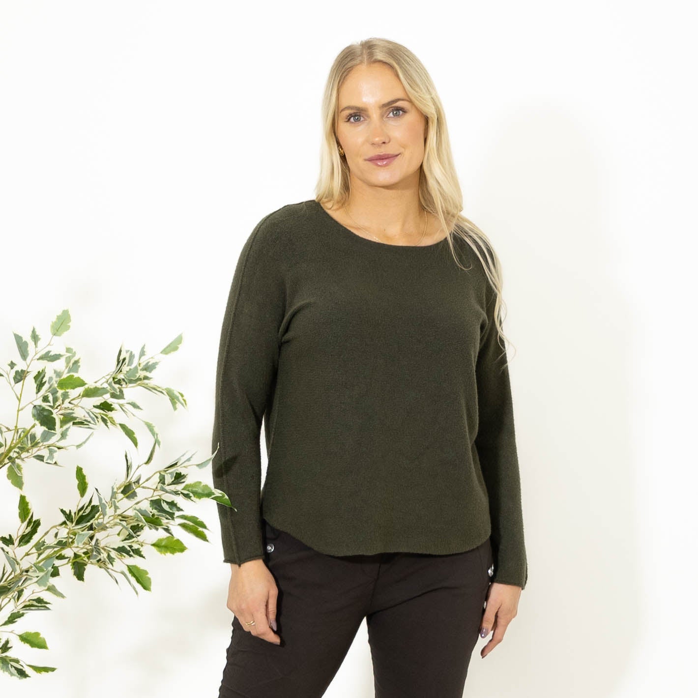 Klara rundhals strik, Khaki