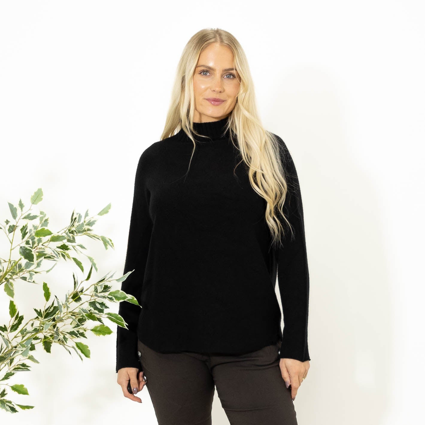 Babette strik m. turtleneck, Sort