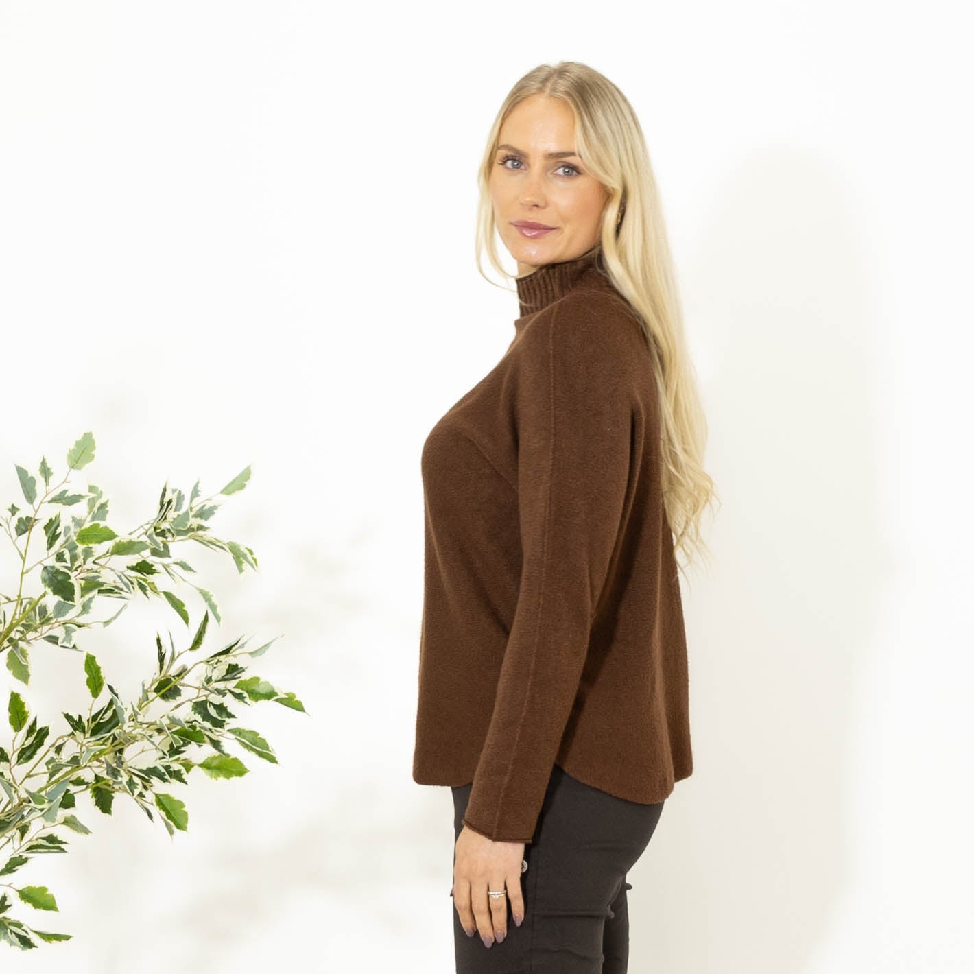 Babette strik m. turtleneck, Choko