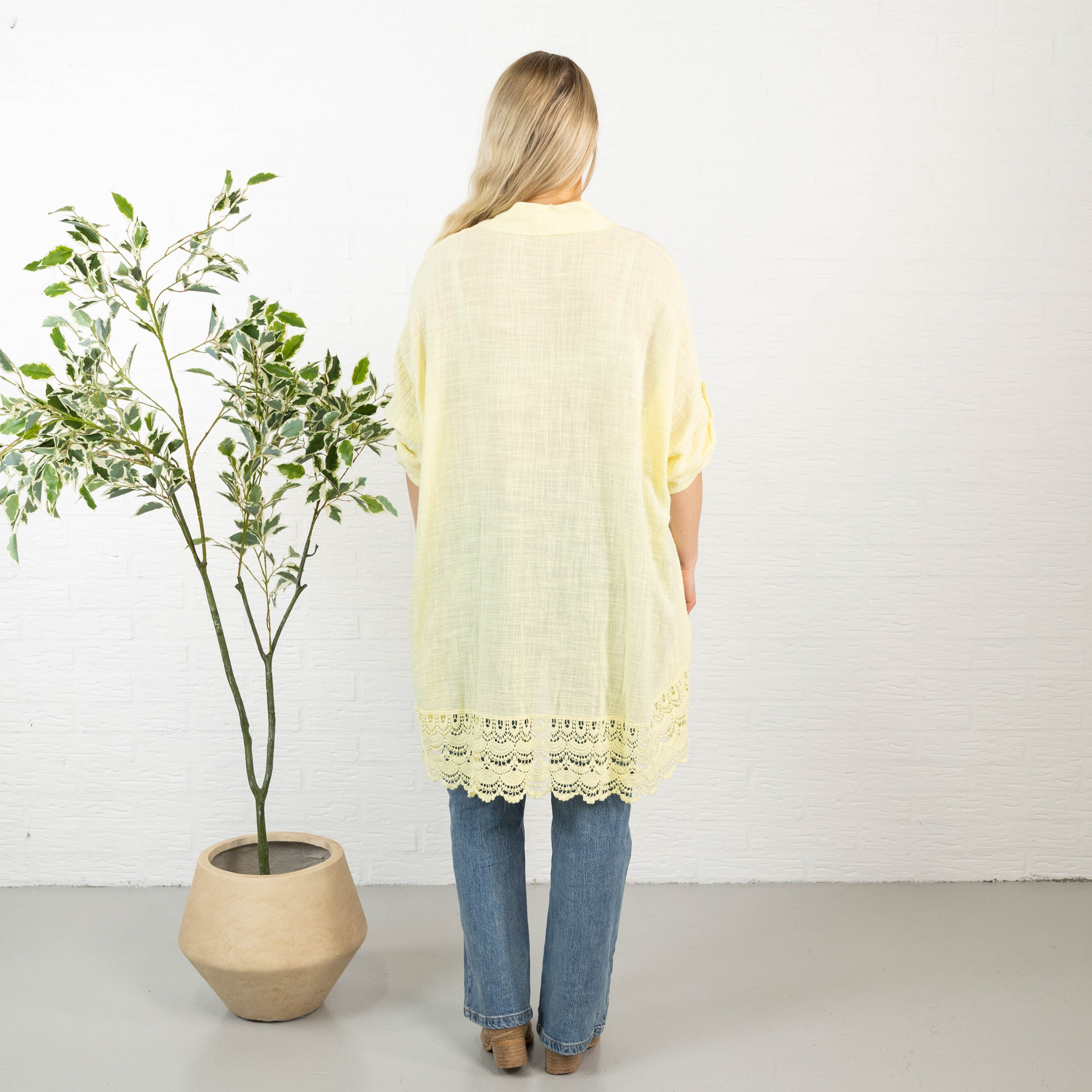 Rebecca tunika, Gul