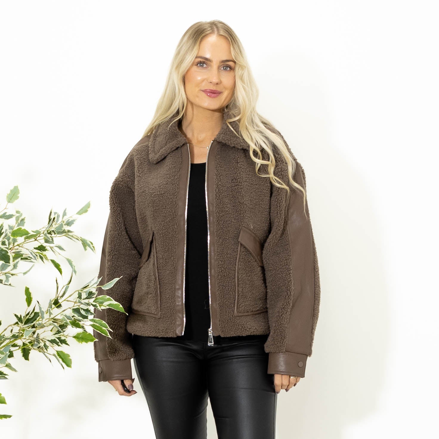 Zenia bamse jakke, Choko