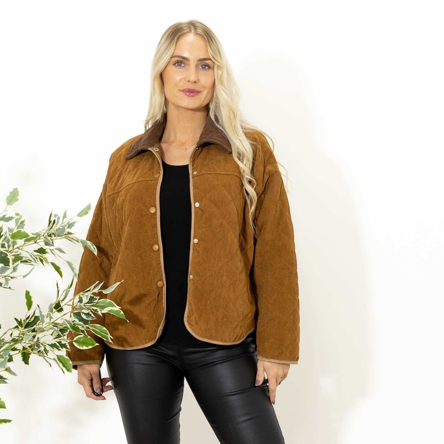 Tyra fløjlsjakke, Camel