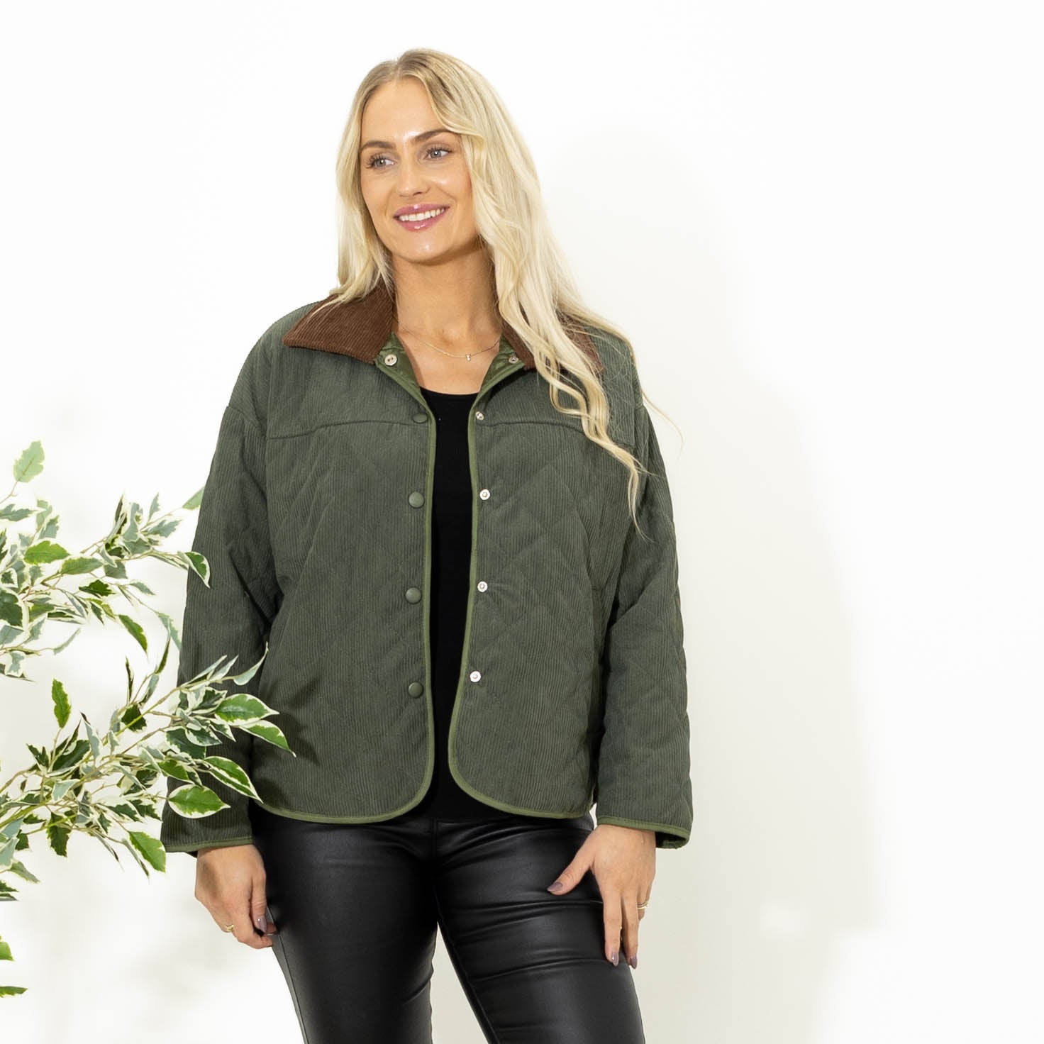 Tyra fløjlsjakke, Khaki