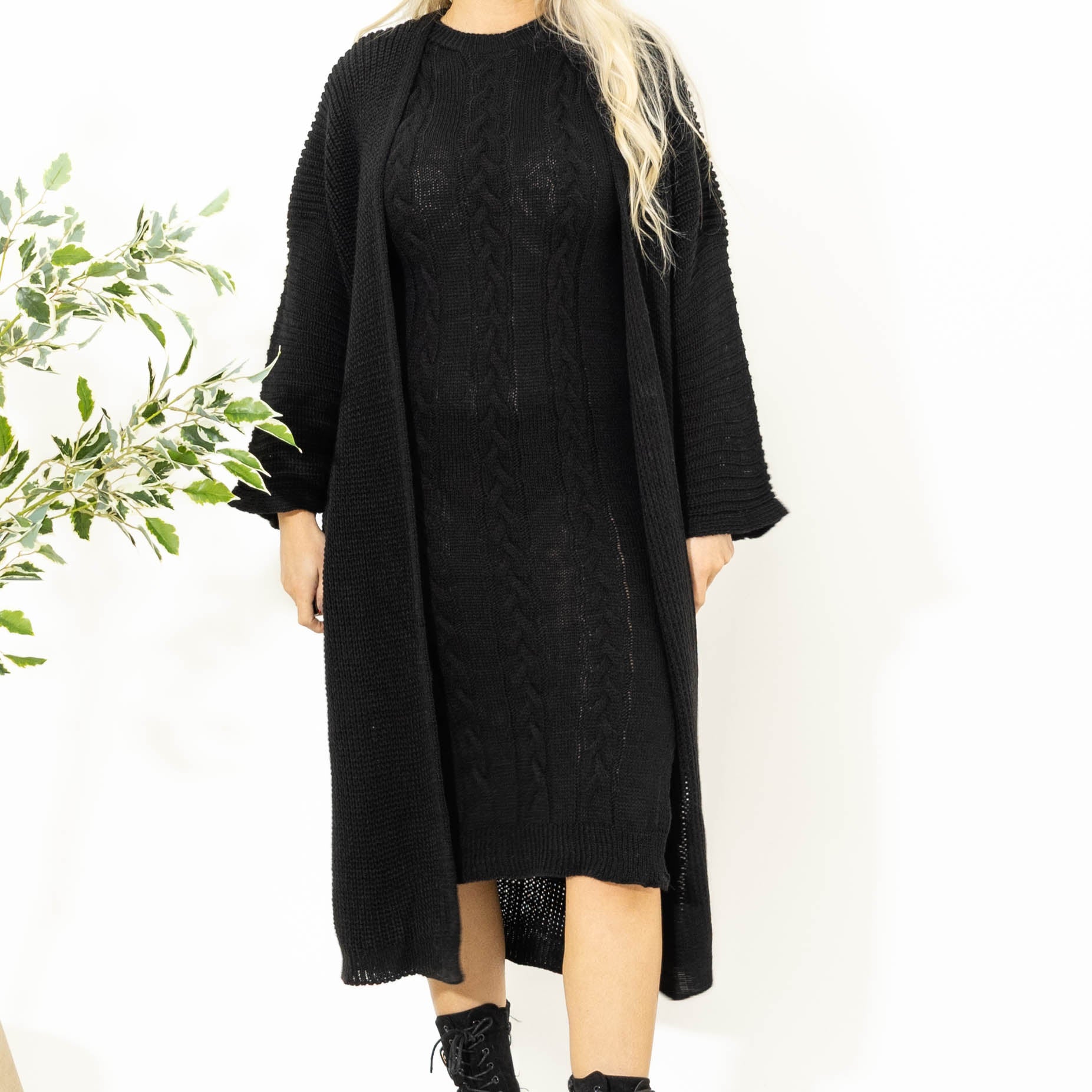 Enja strik sæt. kjole+cardigan, Sort