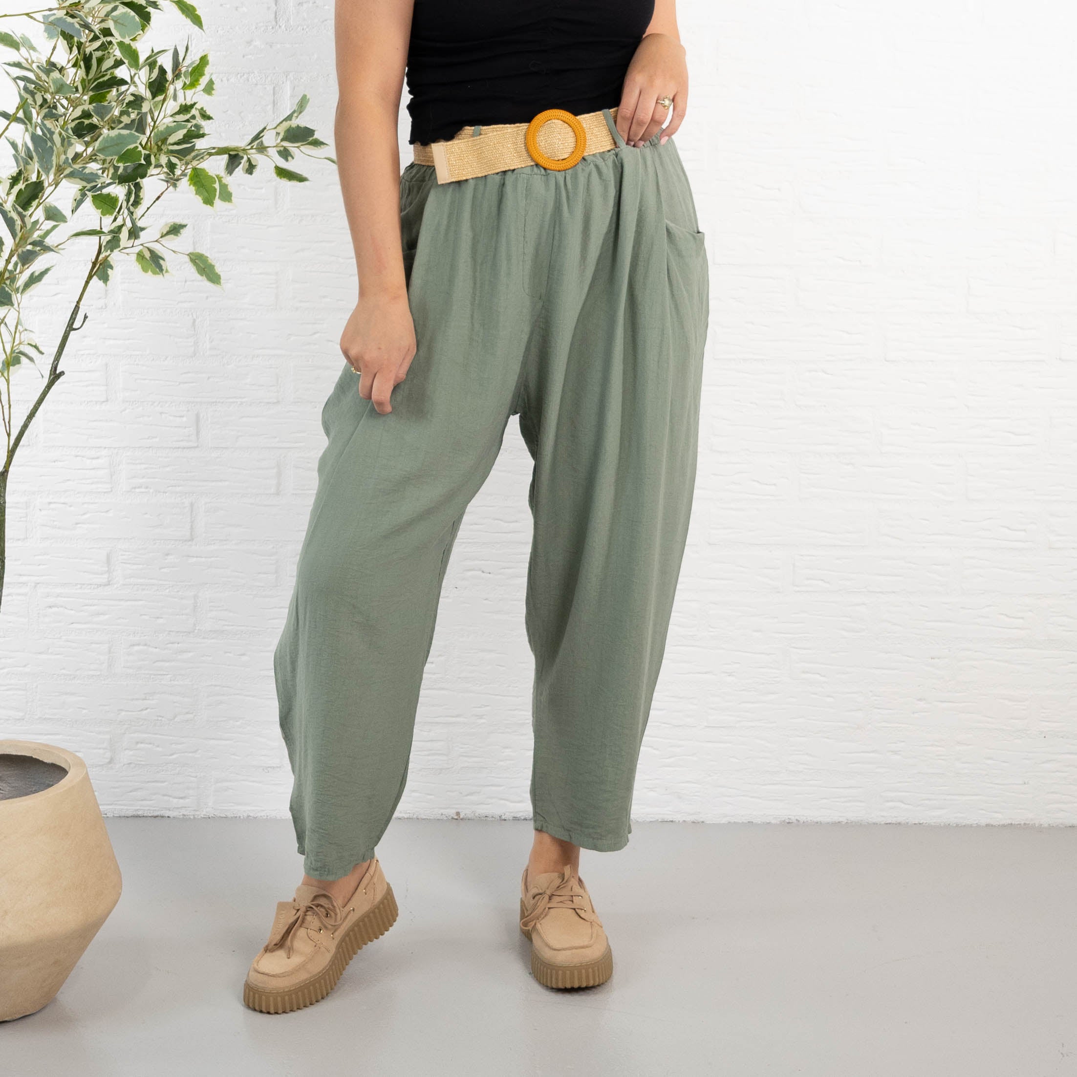 Oline bukser, Khaki
