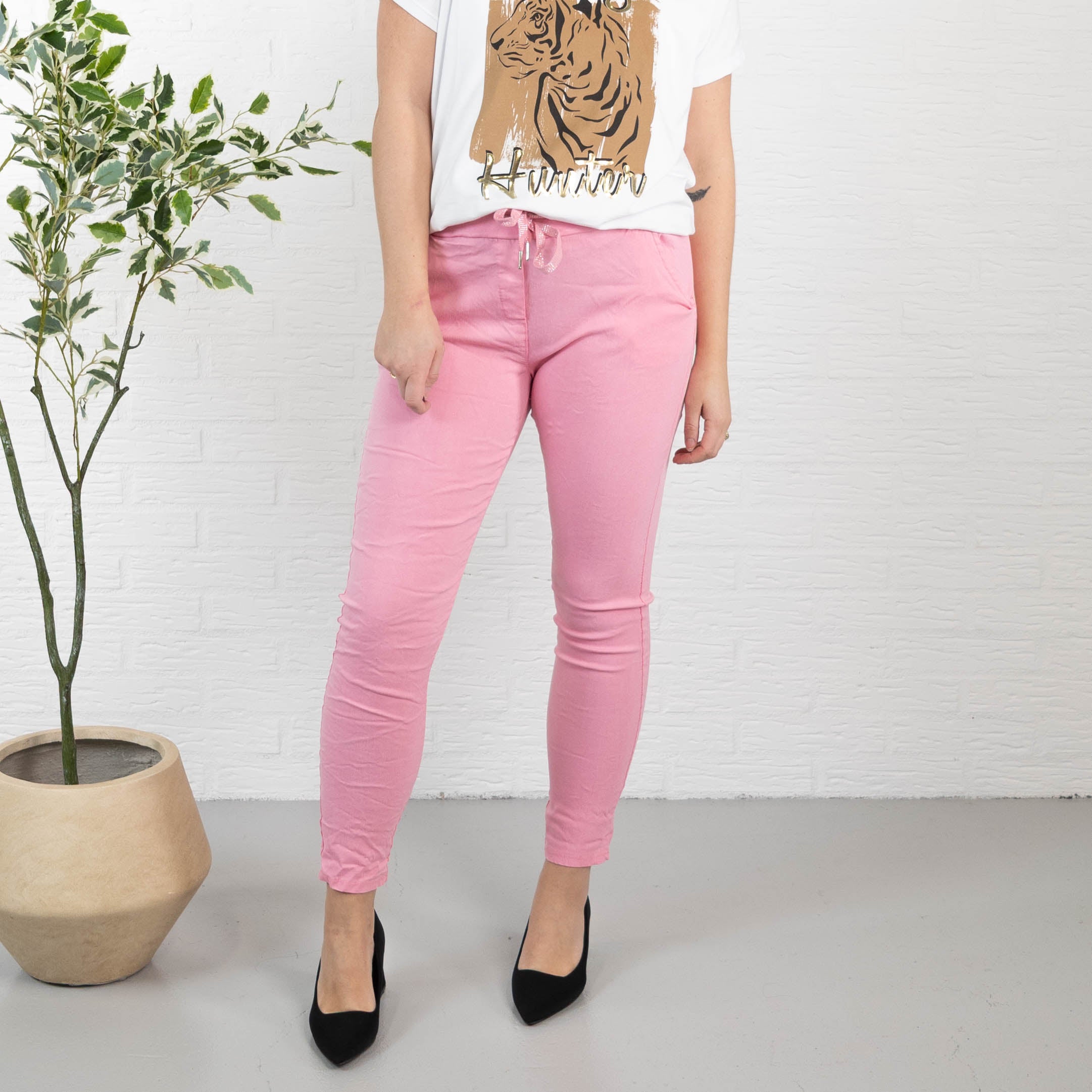 Lisa bukser, Lyserød