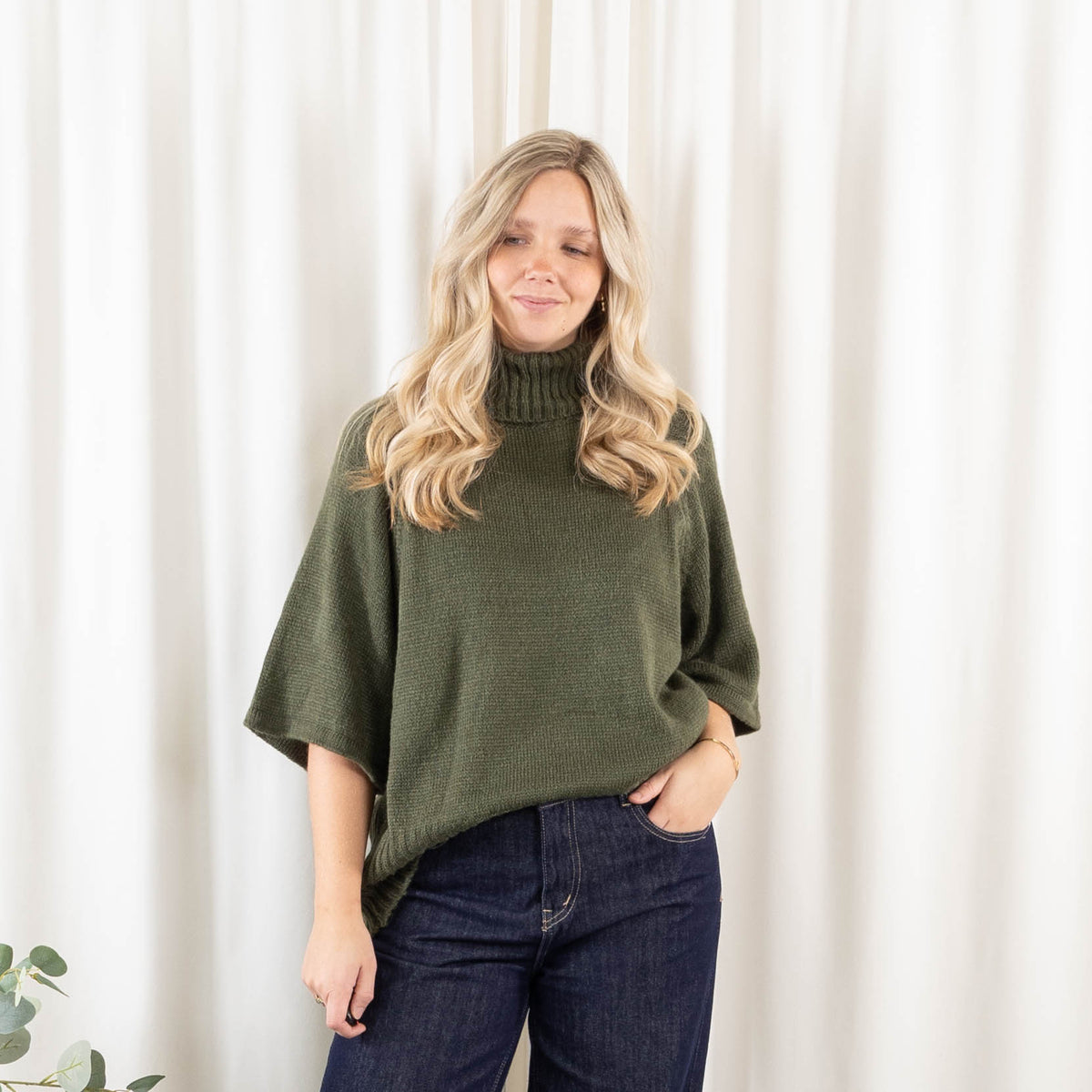 Cindy strik, Khaki
