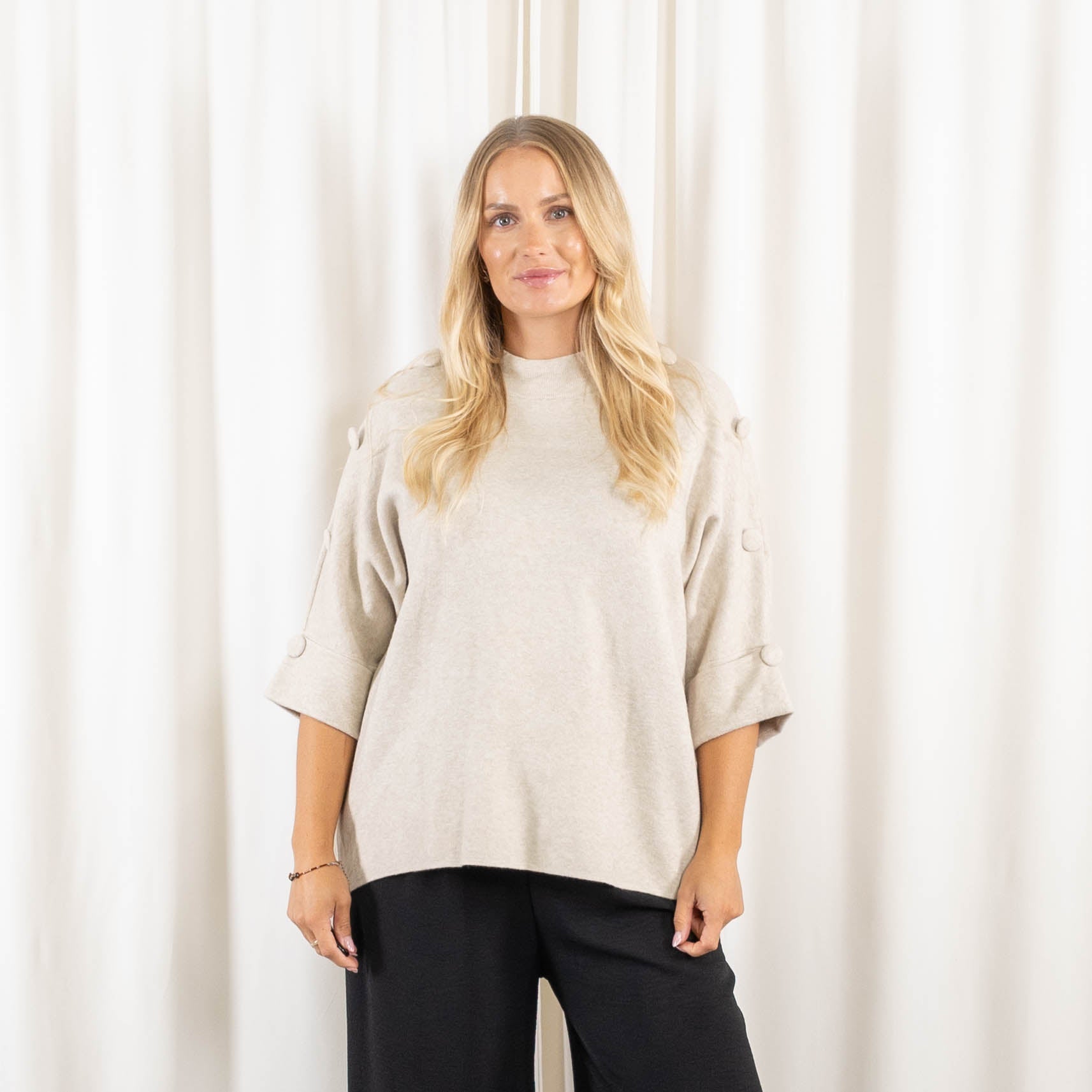 Tammy strik, Beige