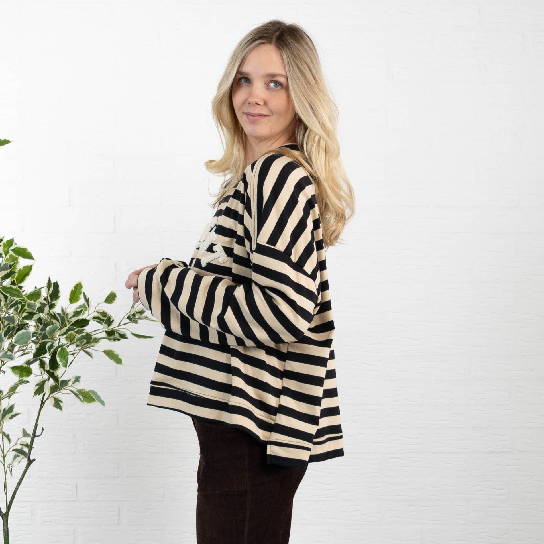 Moment sweatshirt, Sort