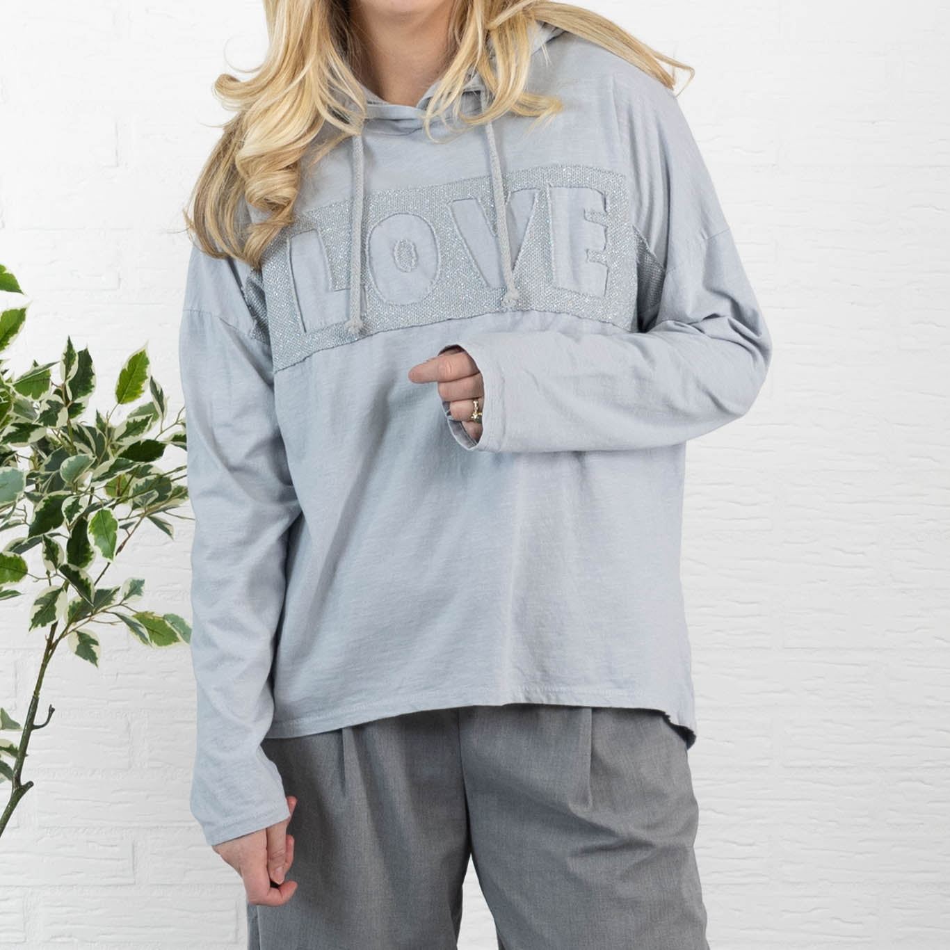 Fay overdel, Lysegrå