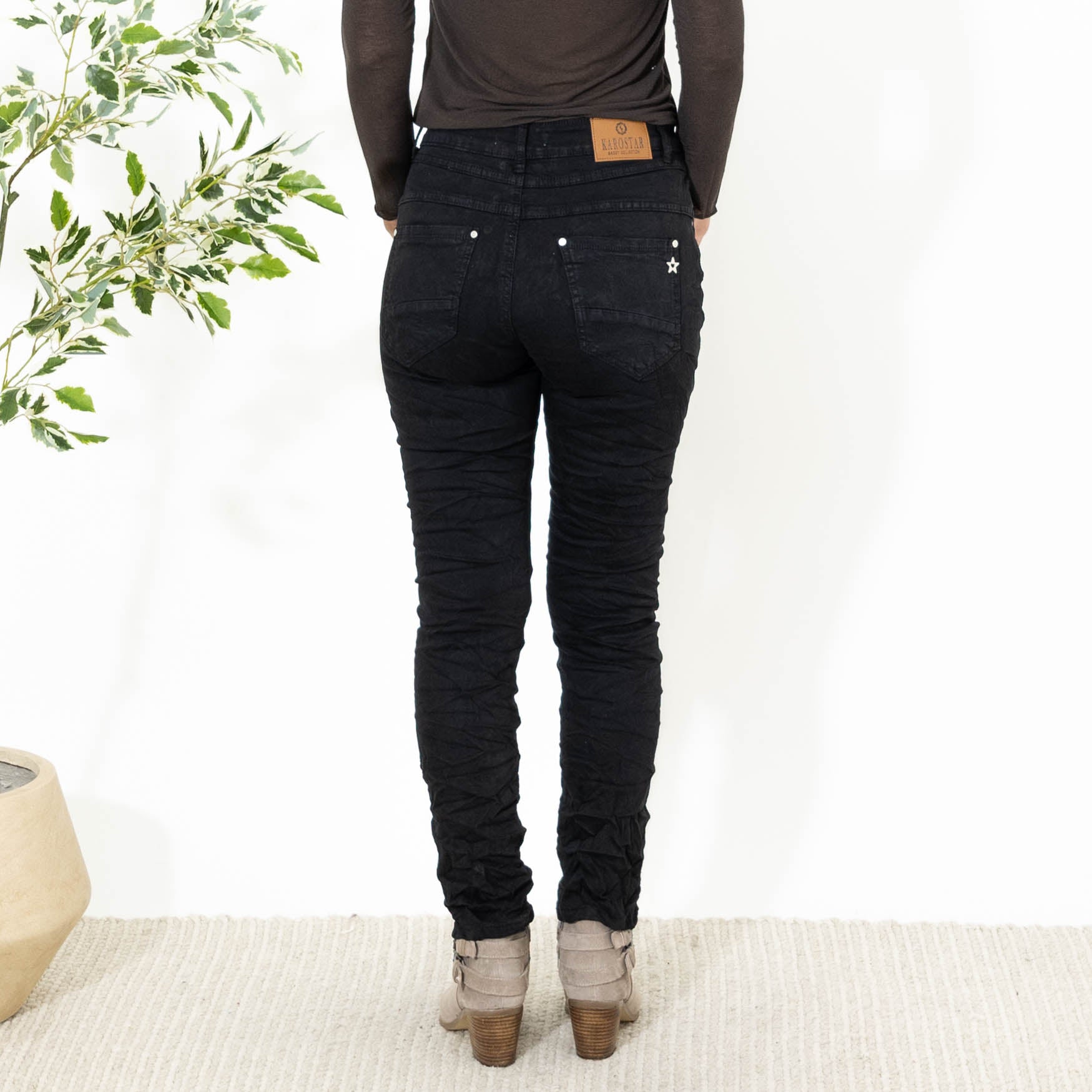 Canna karostar jeans, Sort