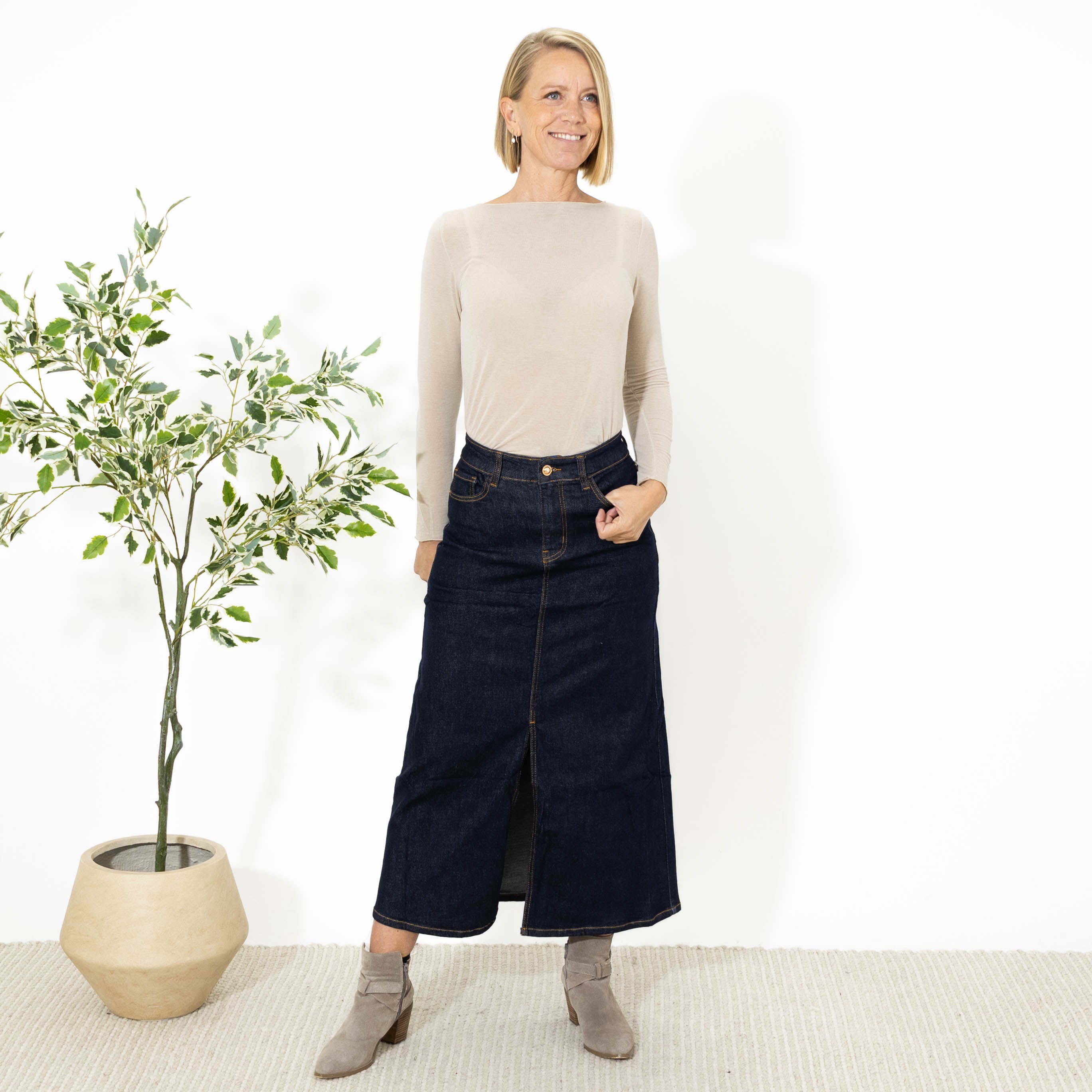 Louise Karostar denim nederdel, Denim blå