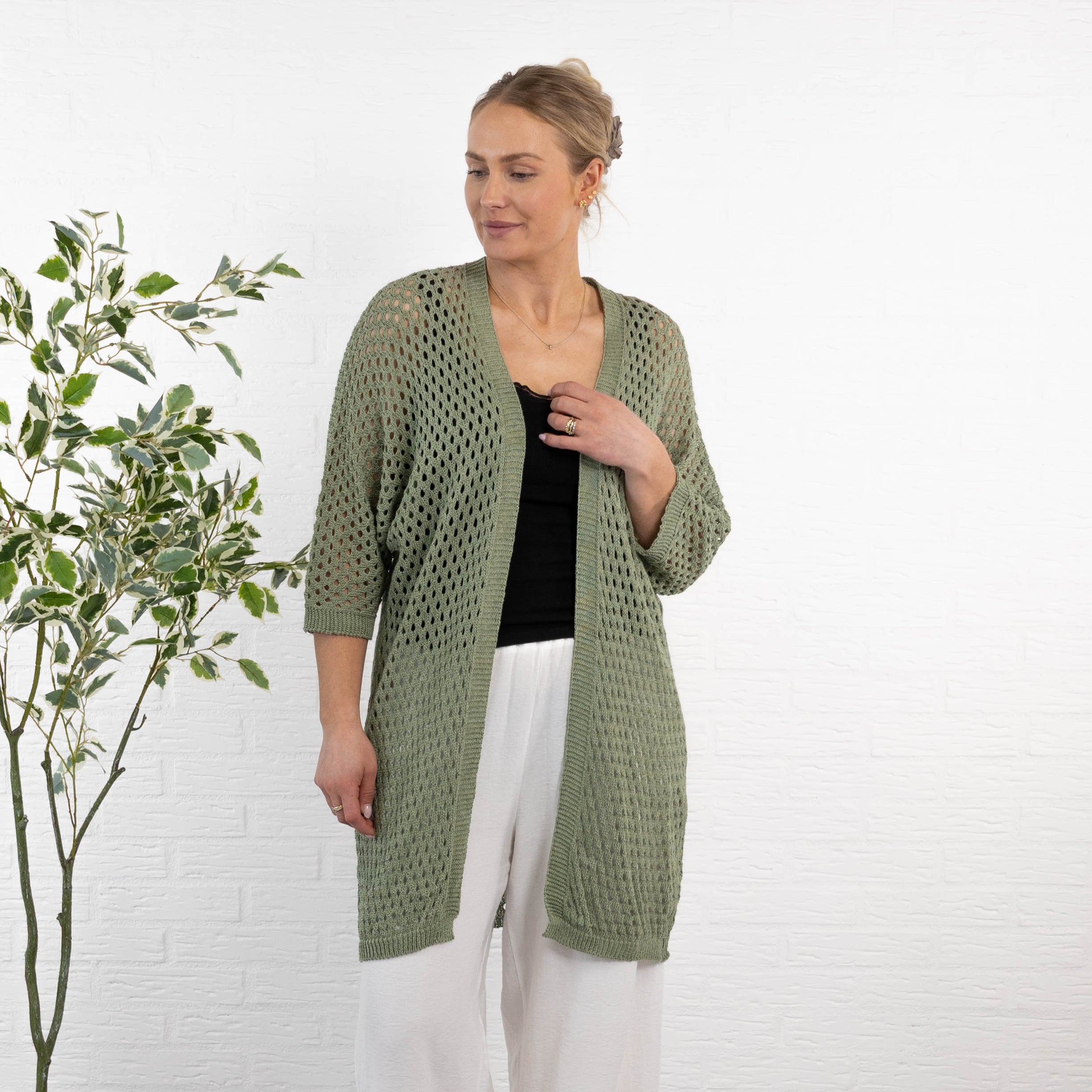 Sira Cardigan, Khaki