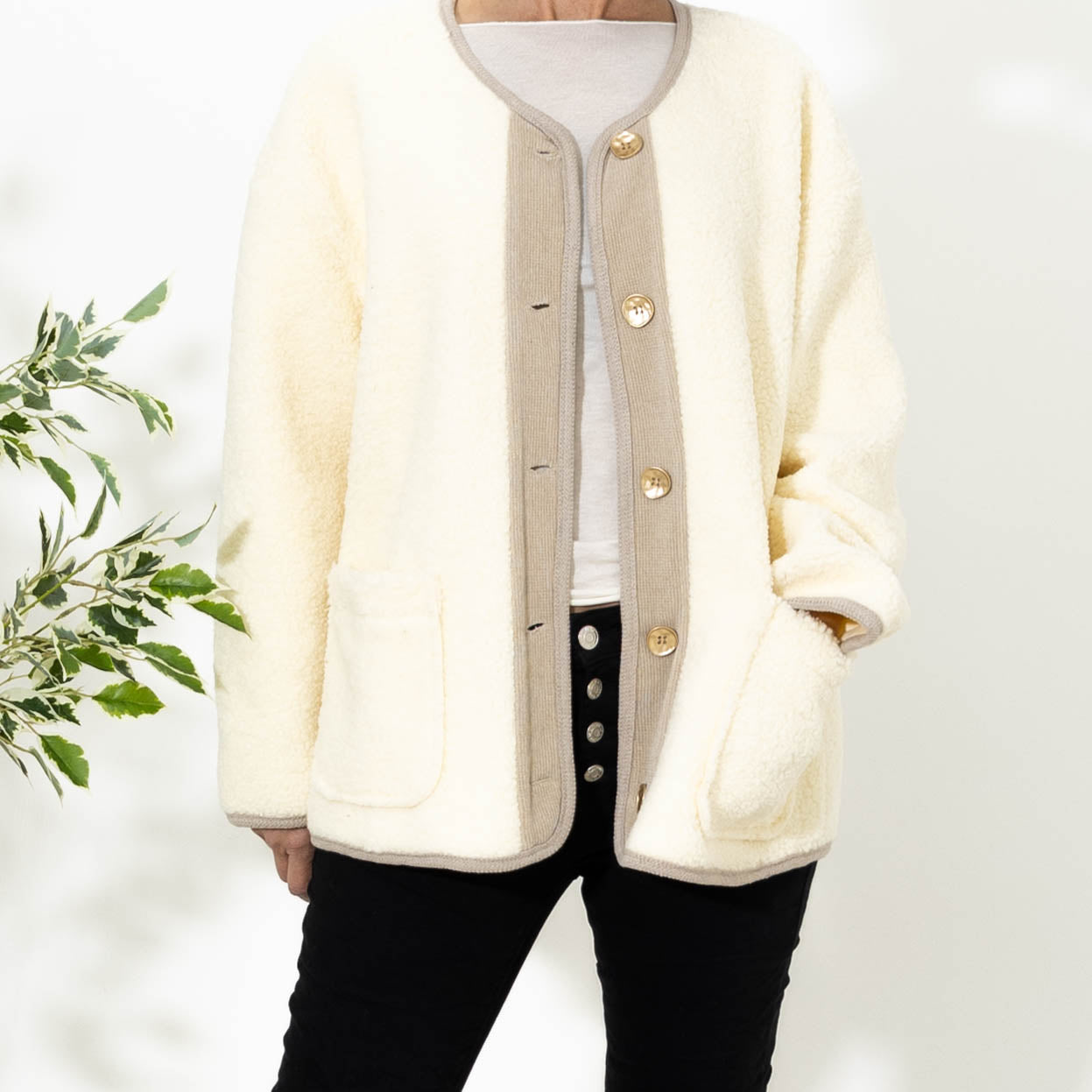 Neela cardiganjakke, Råhvid