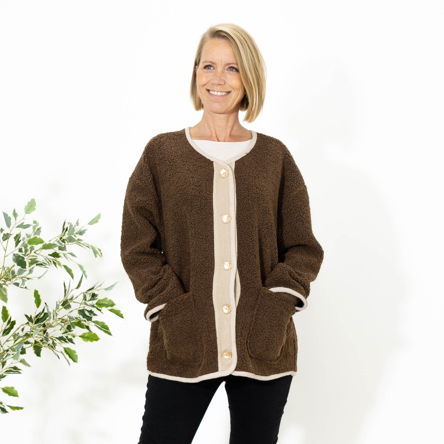 Neela cardiganjakke, Choko