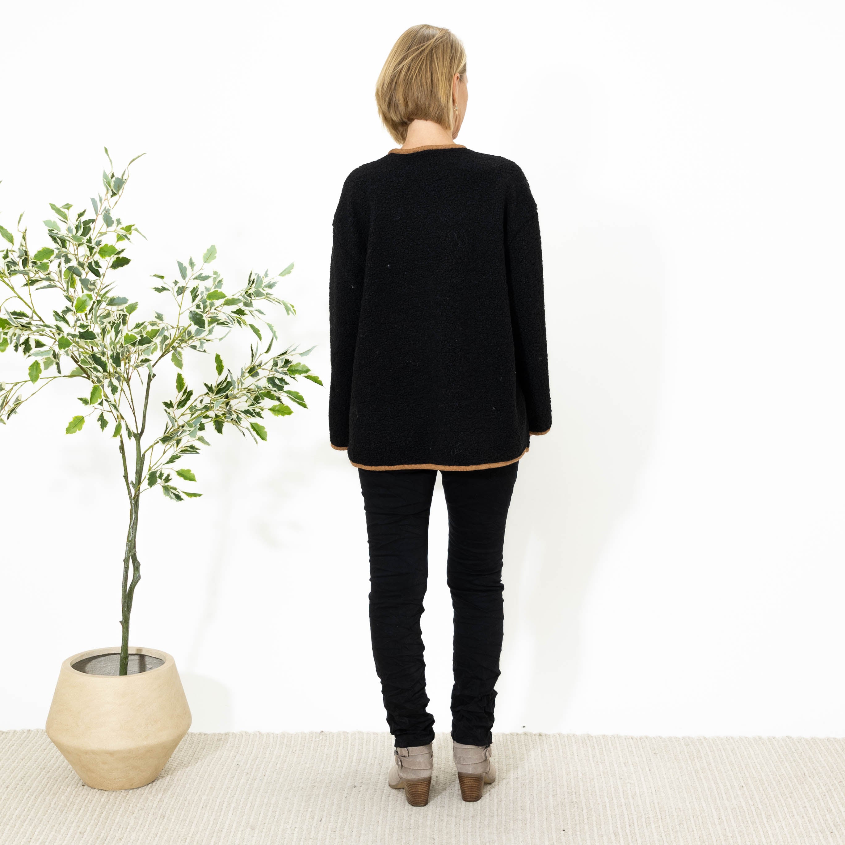 Neela cardiganjakke, Sort