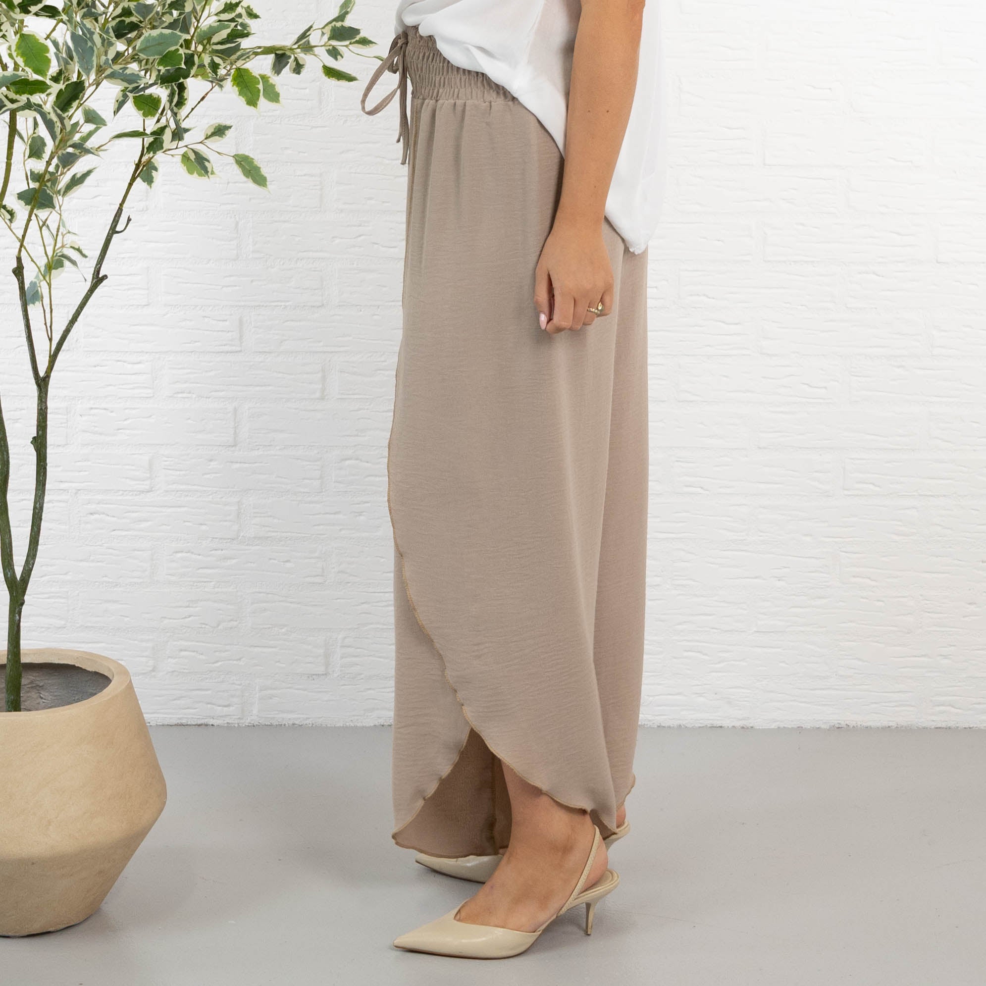 Jade bukser, Taupe