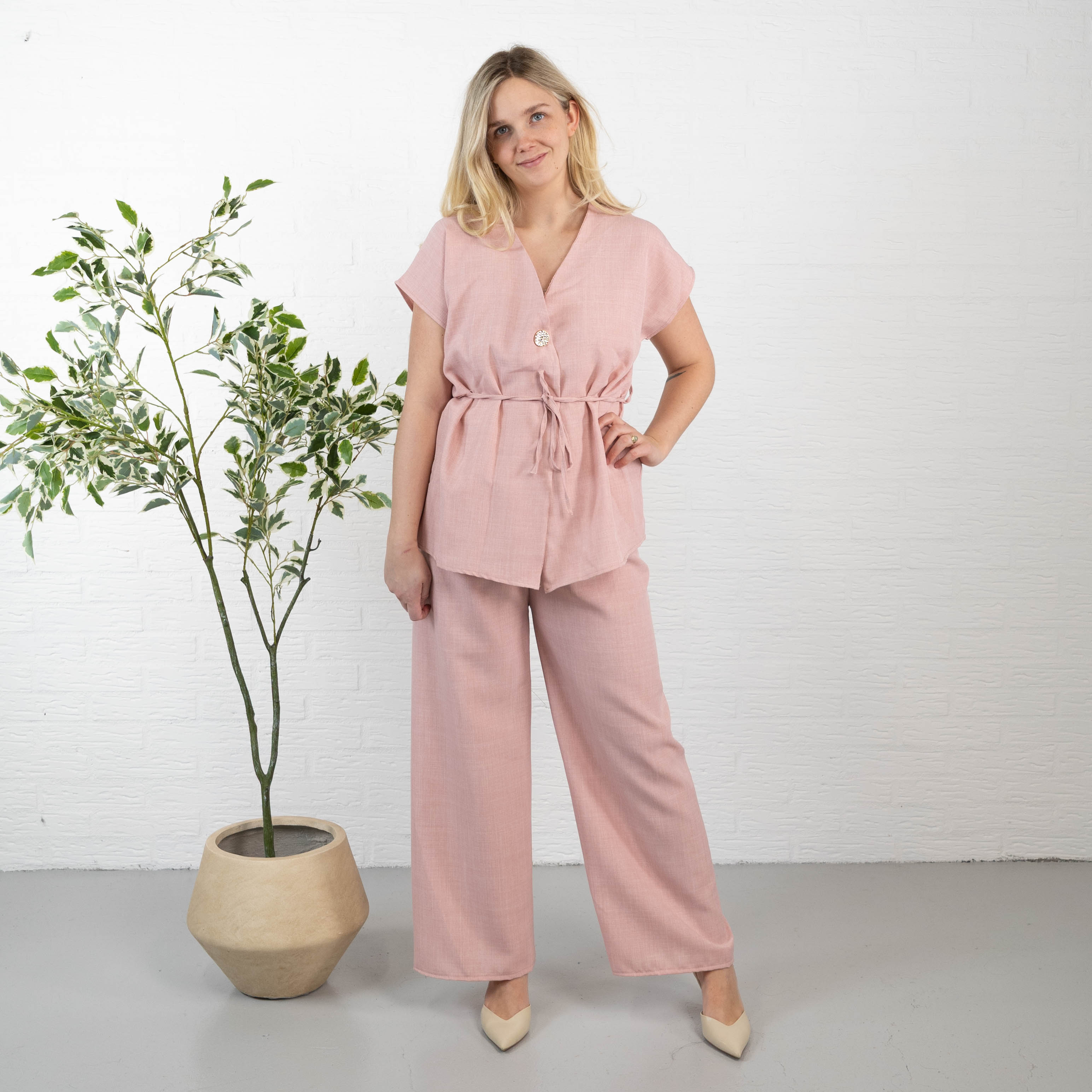 Alexandra sæt, Lyserød