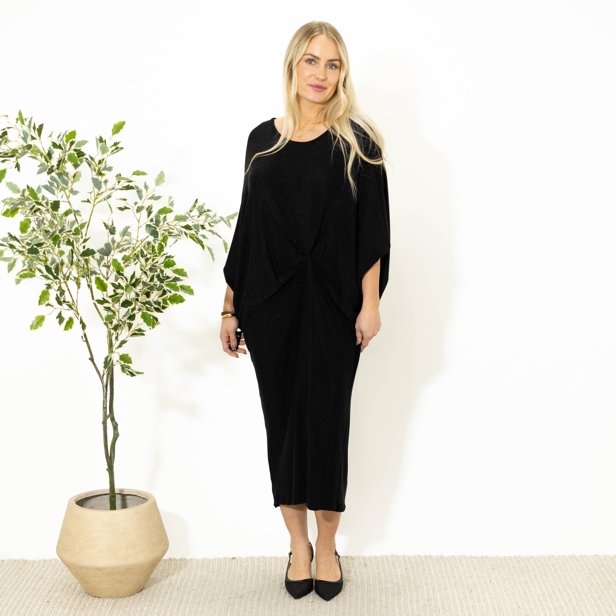 Faith glimmer kjole, Sort