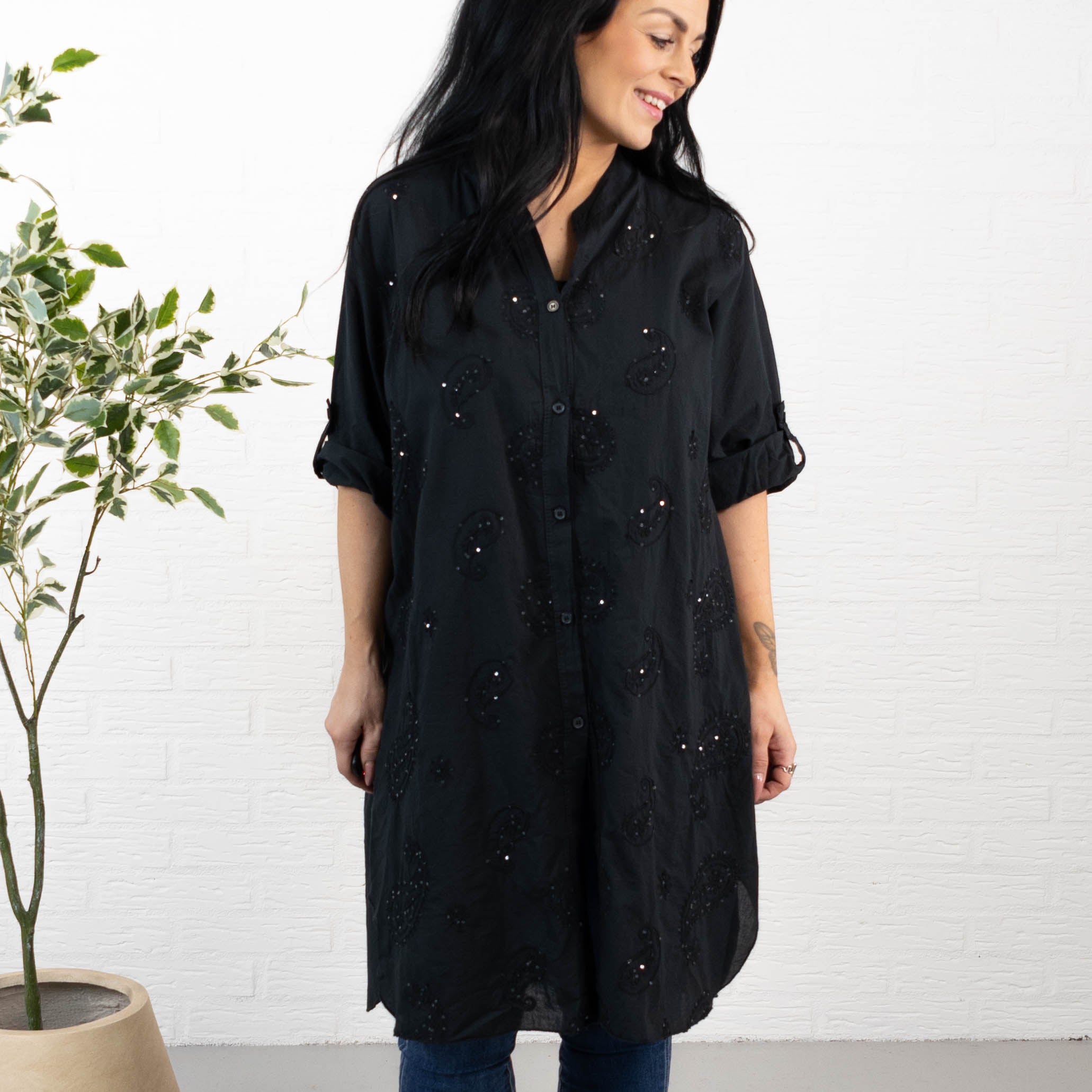 Carolina tunika, Sort