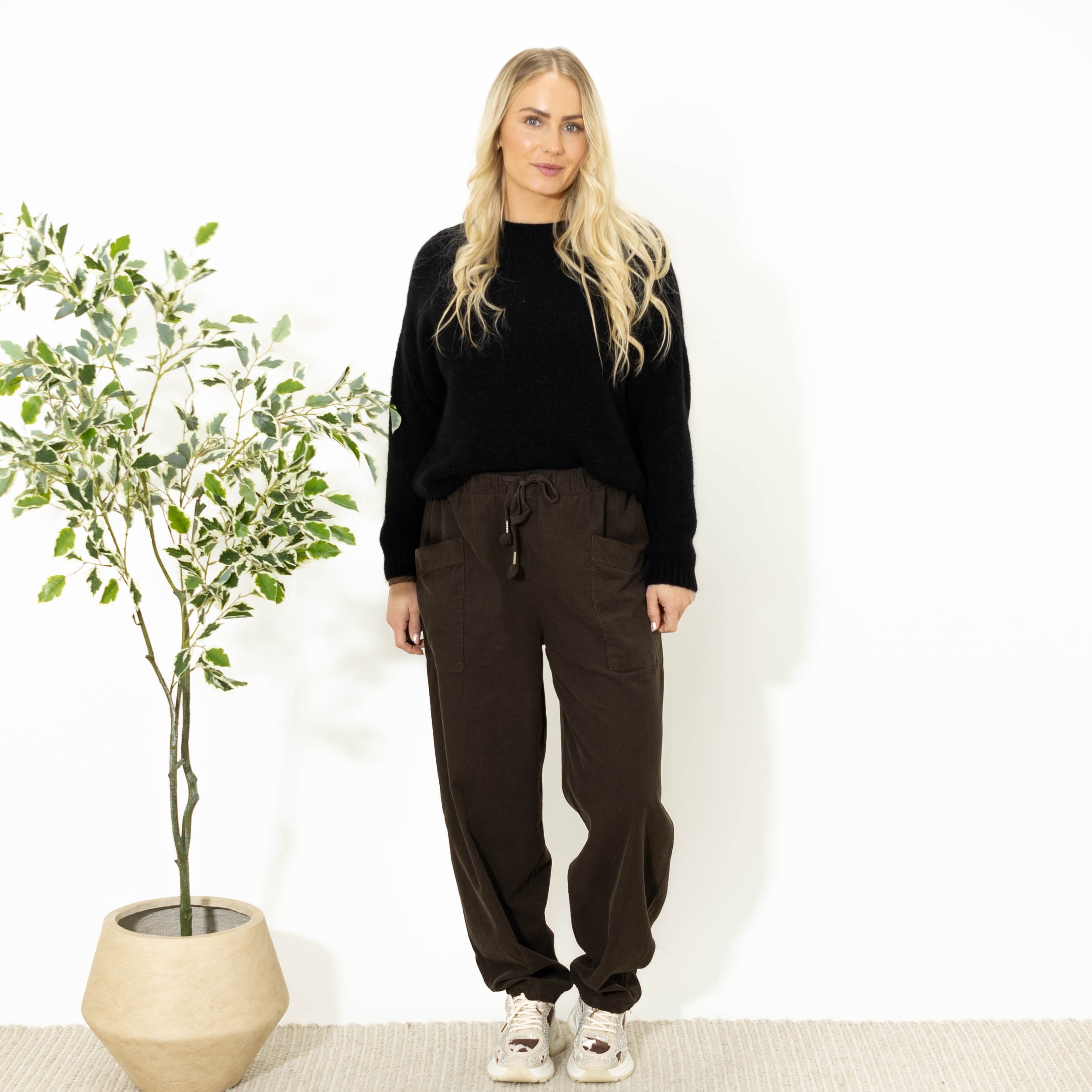 Brenda baggy bukser, Choko