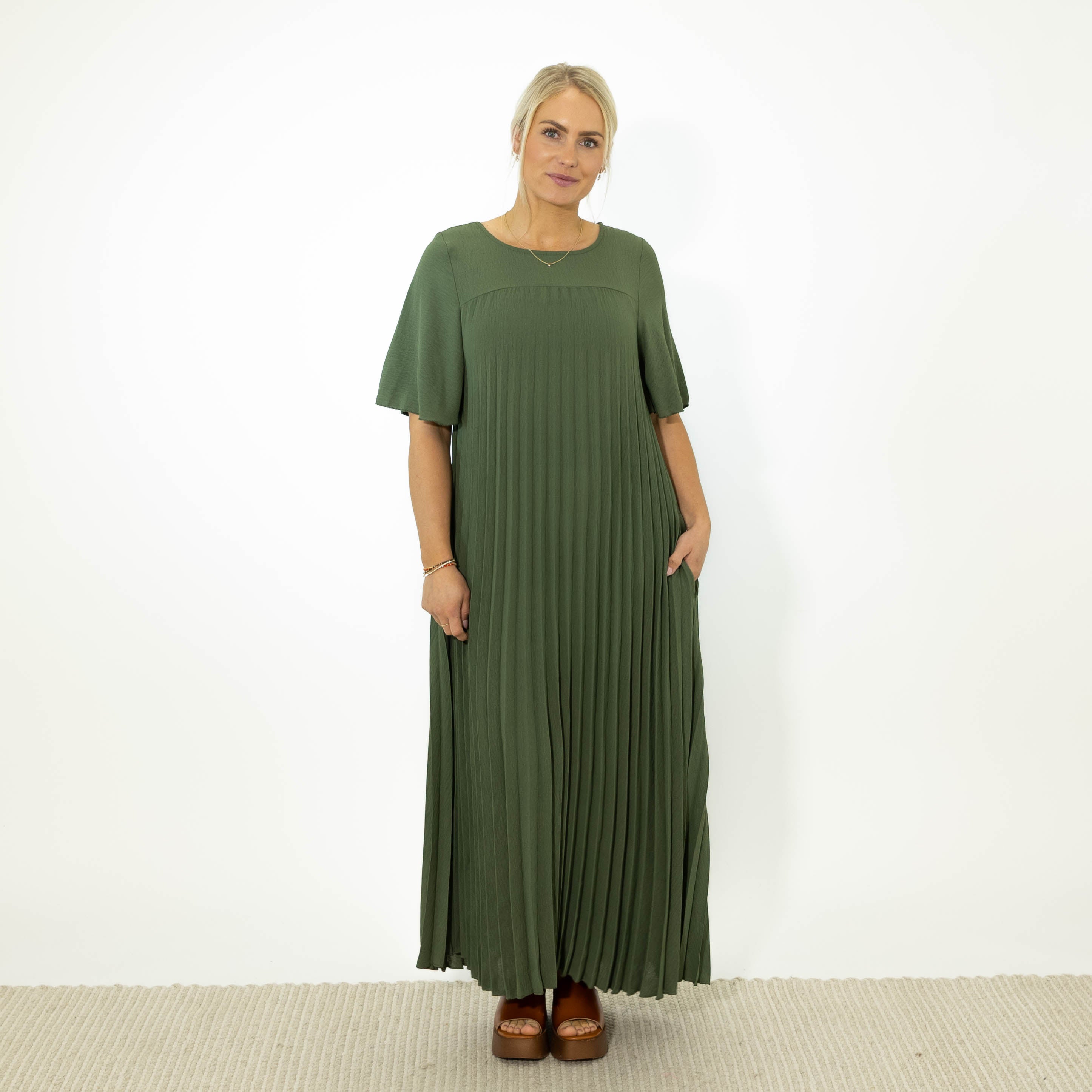 Sarah Bubblechiffon kjole, Khaki