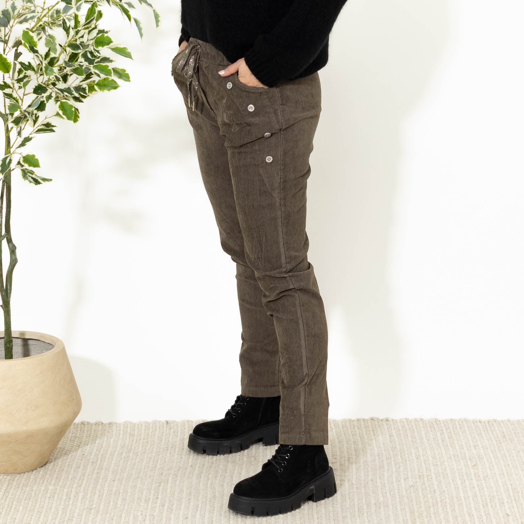 Brianna fløjlsbukser, Lys Choko