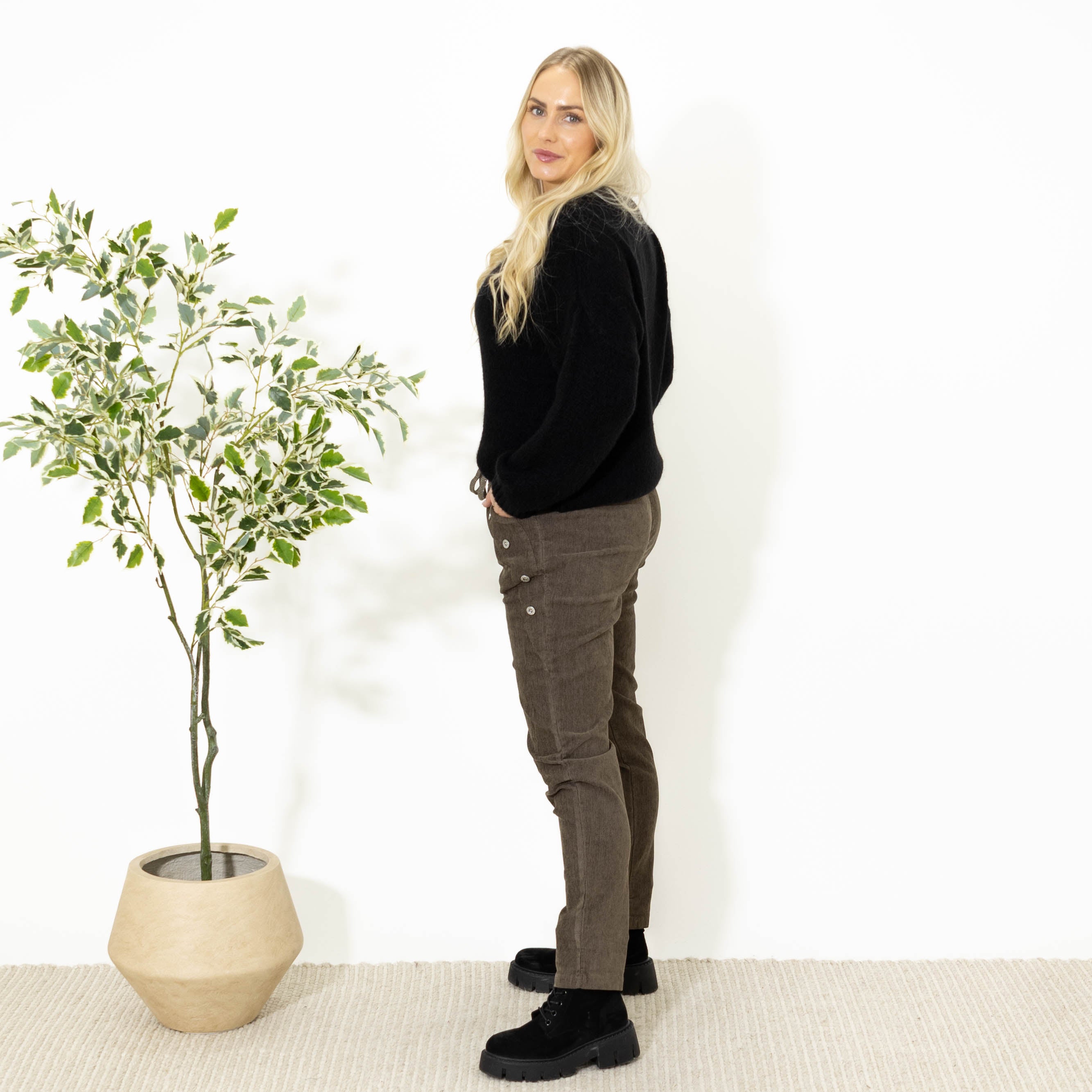 Brianna fløjlsbukser, Lys Choko