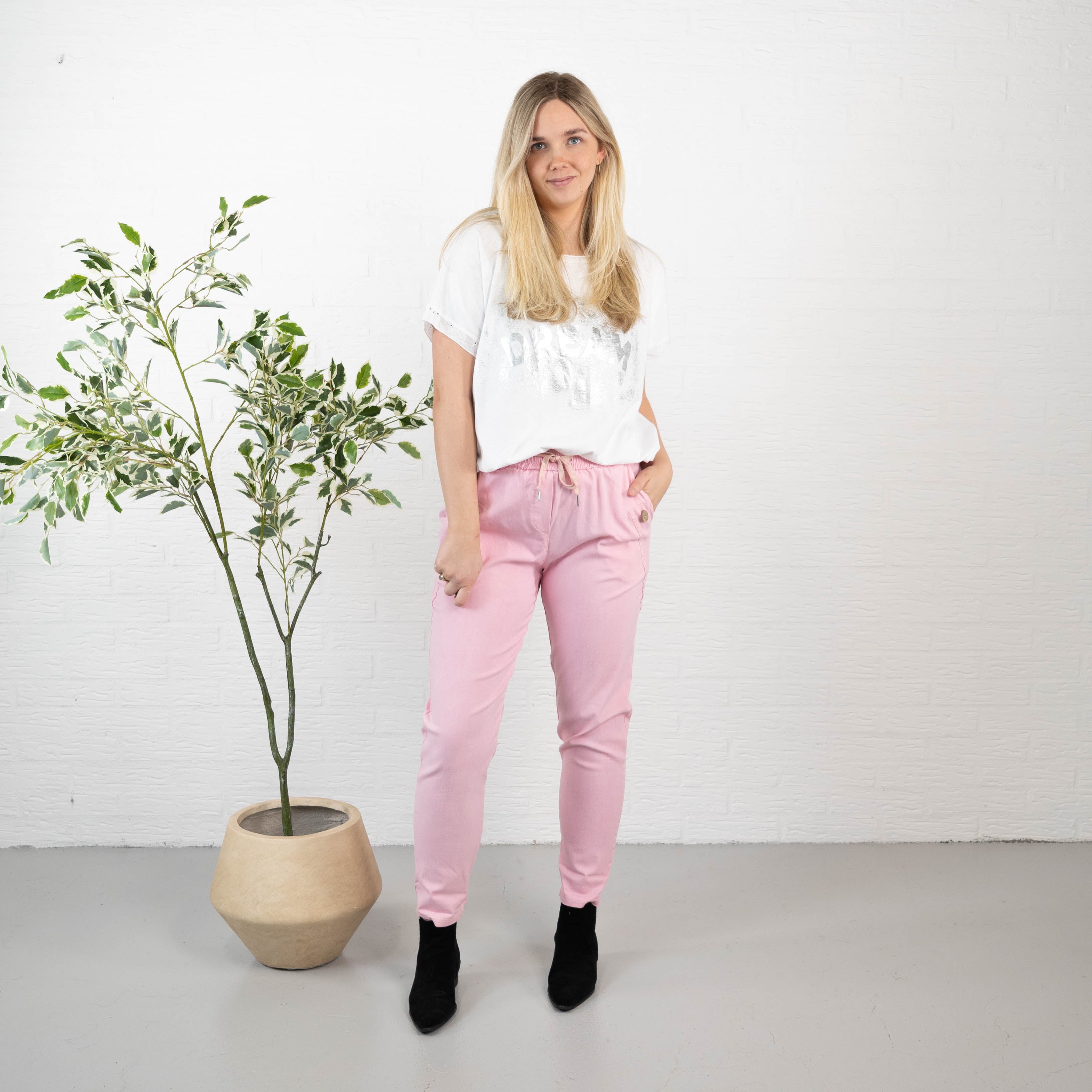 Sydney bukser, Lyserød