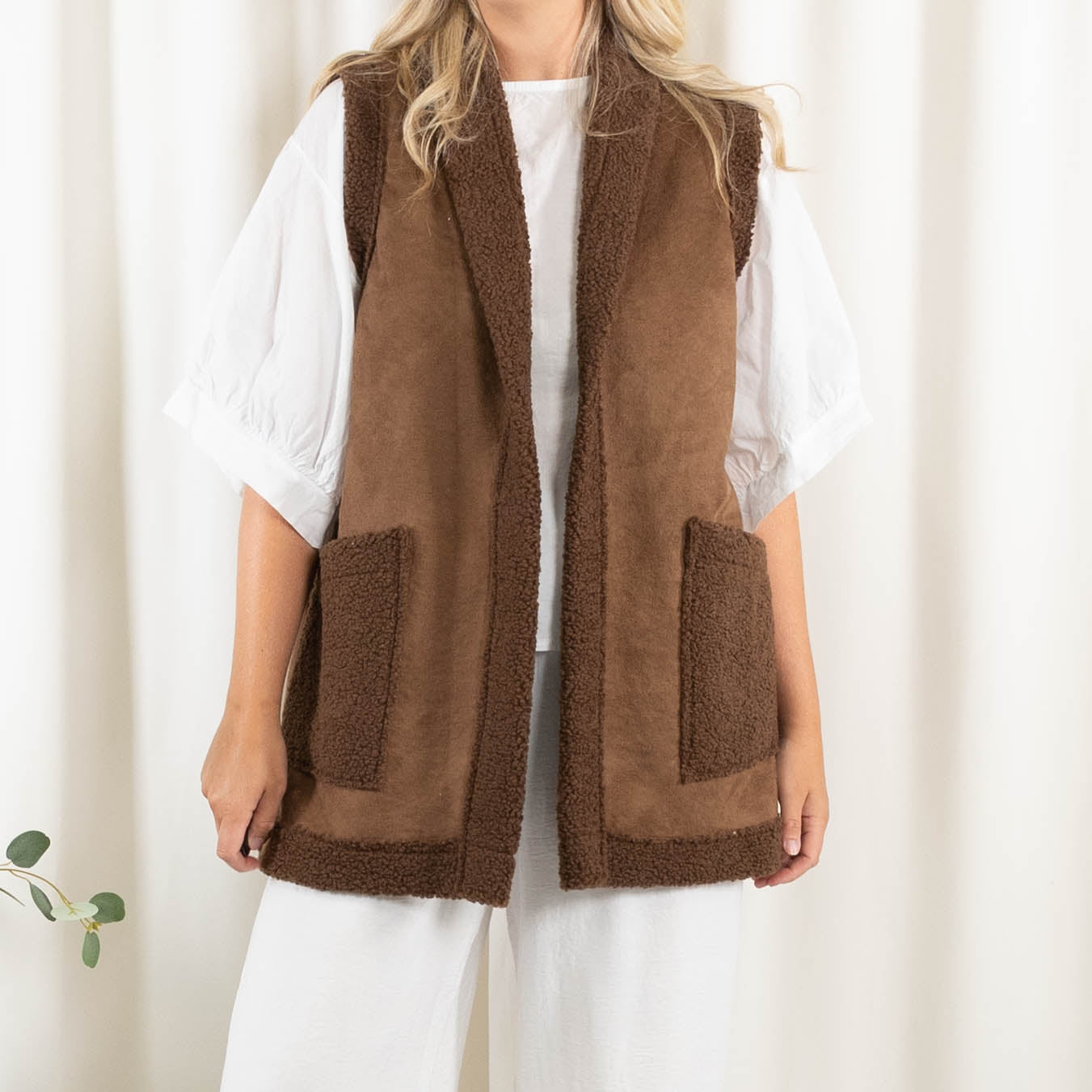 Eden vest, Choko