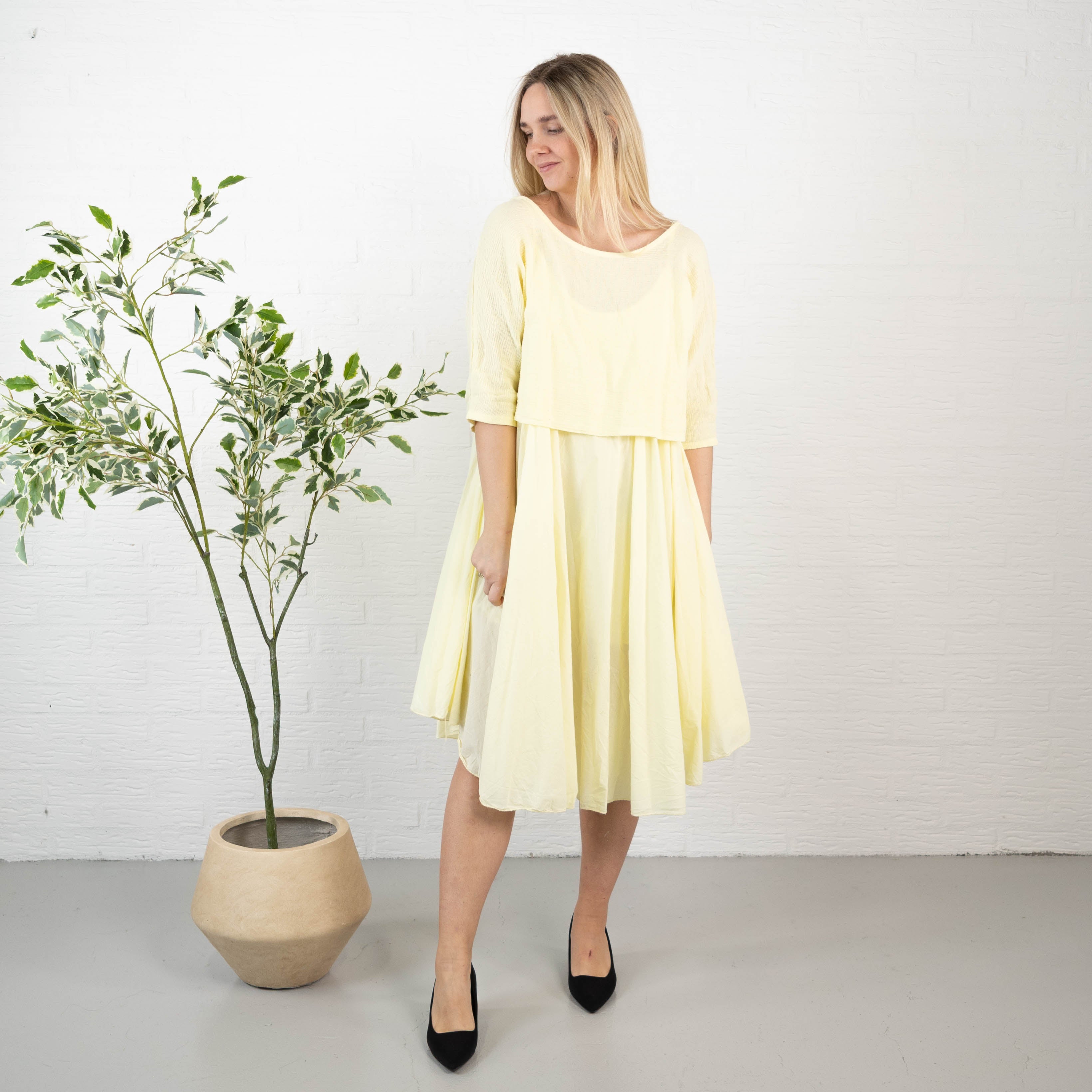 Kyra kjole, Gul