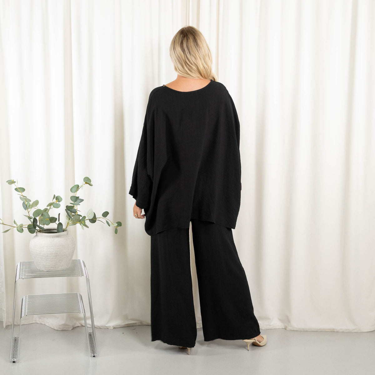 Colette sæt, Sort