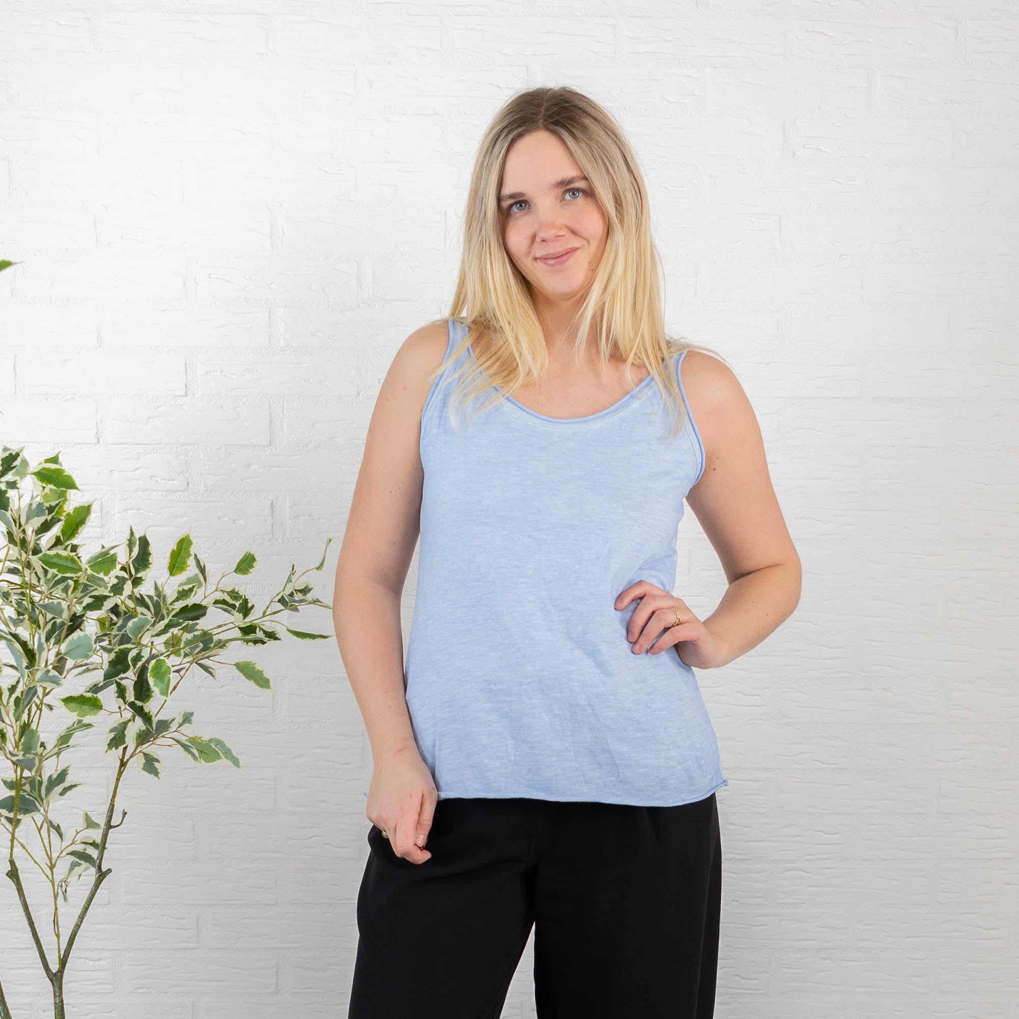 Montana top, Lyseblå