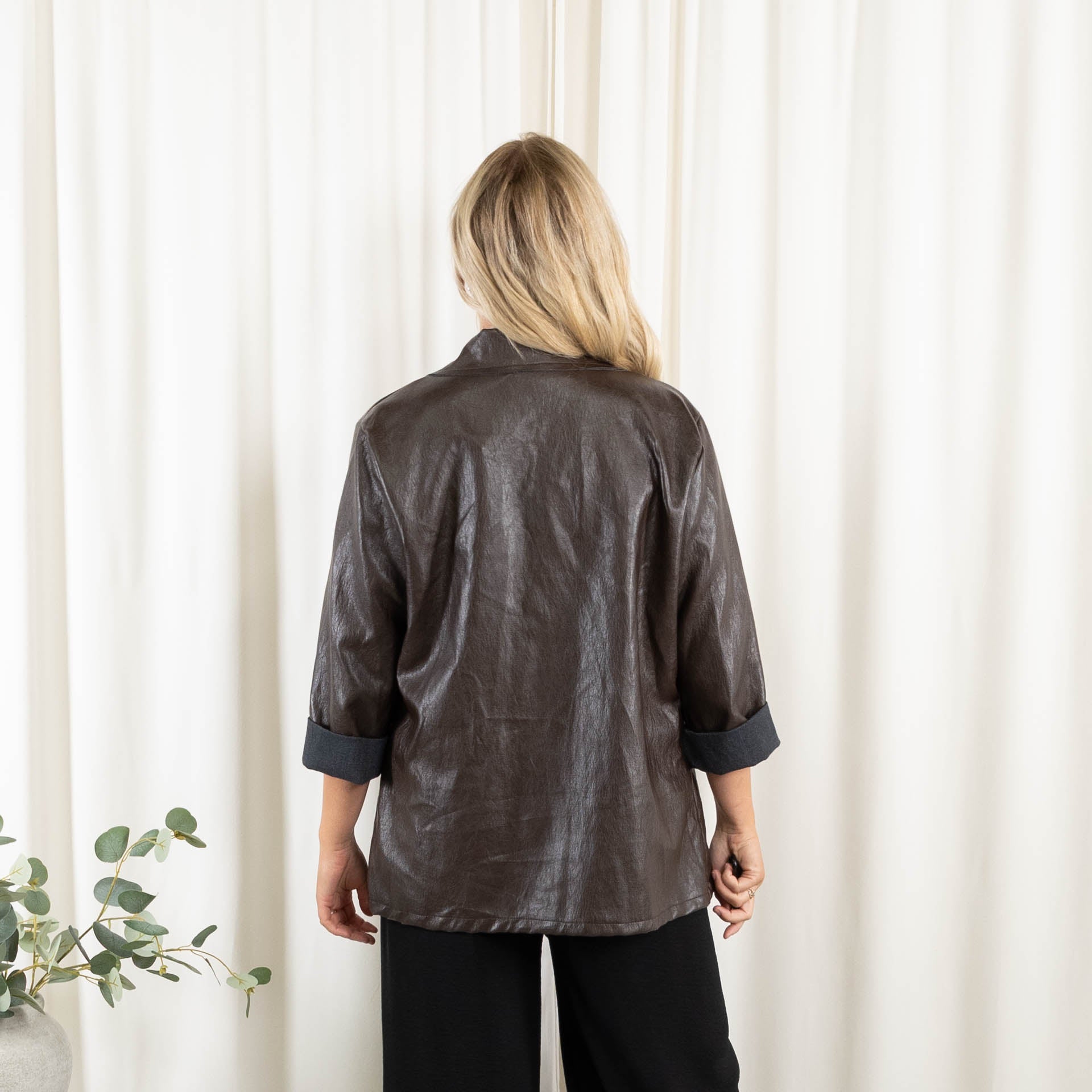 Minna blazer, Choko