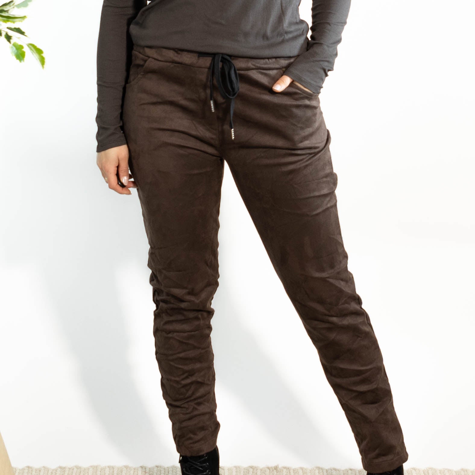 Nikki vegan bukser, Choko