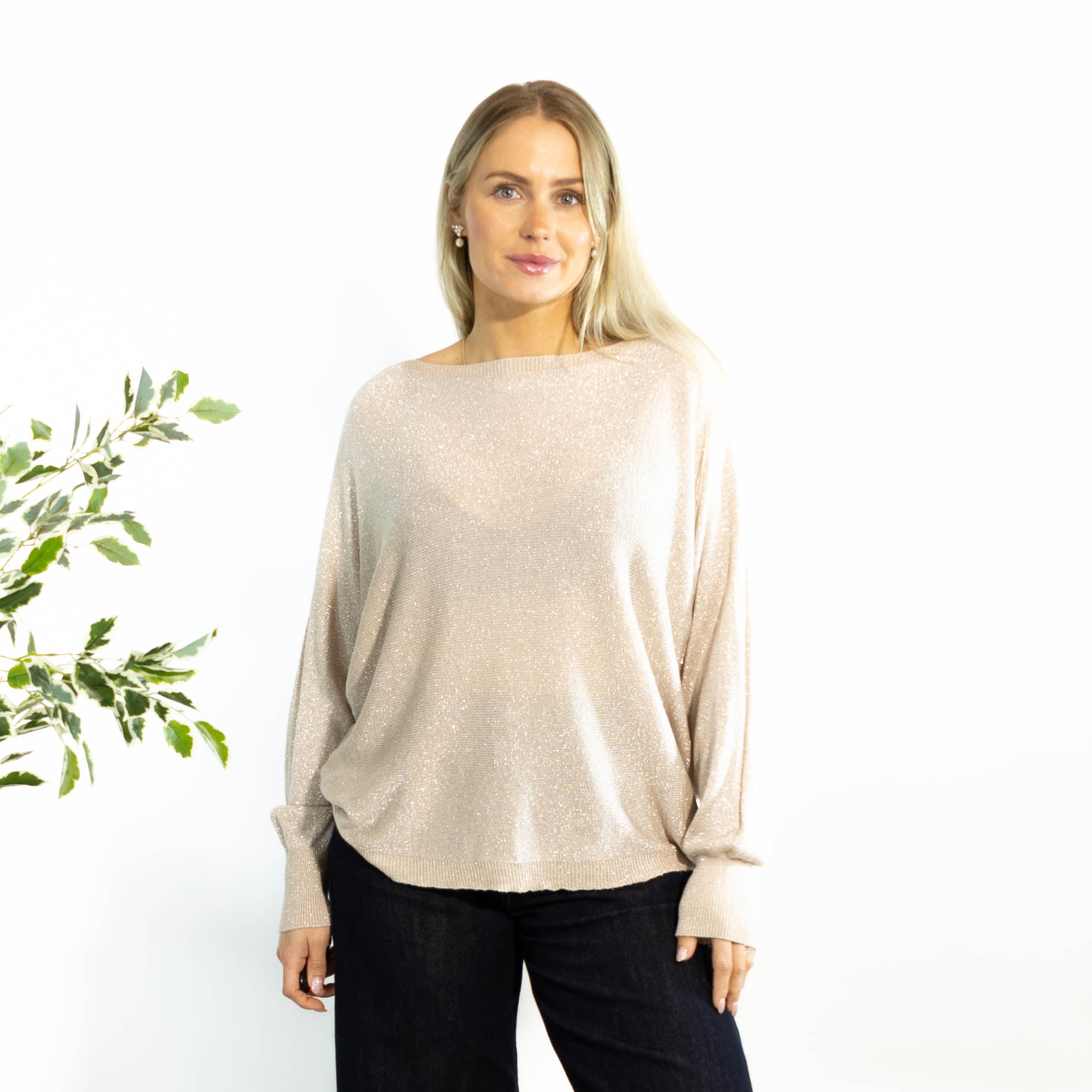 Toni batwing strik, Beige